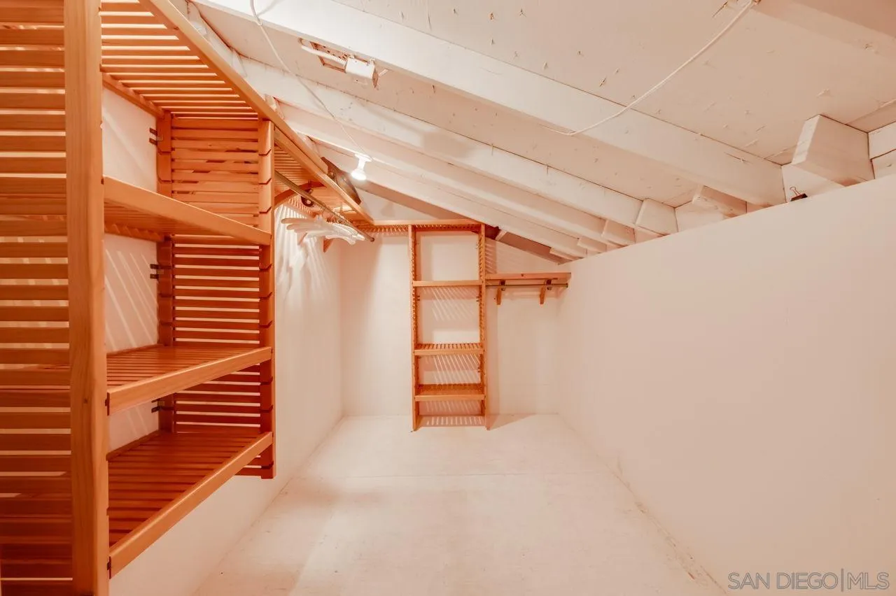 https://cdn.realtyfeed.com/cdn/127/260013051/99f3de5597ee0b76c95588baea83d543.webp