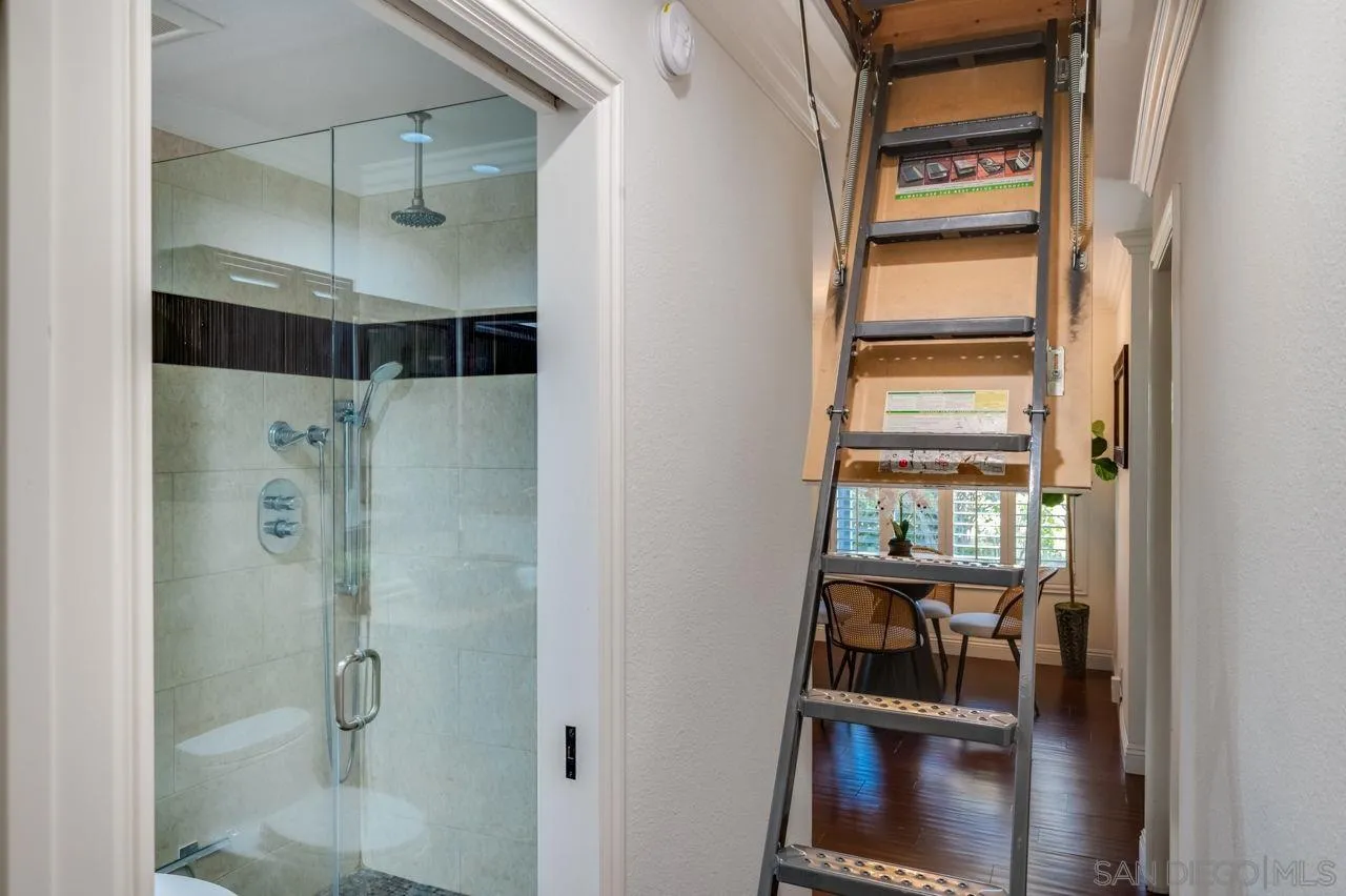 https://cdn.realtyfeed.com/cdn/127/260013051/a88b3d51f3c80ad2fdcd5440ef54c8b4.webp