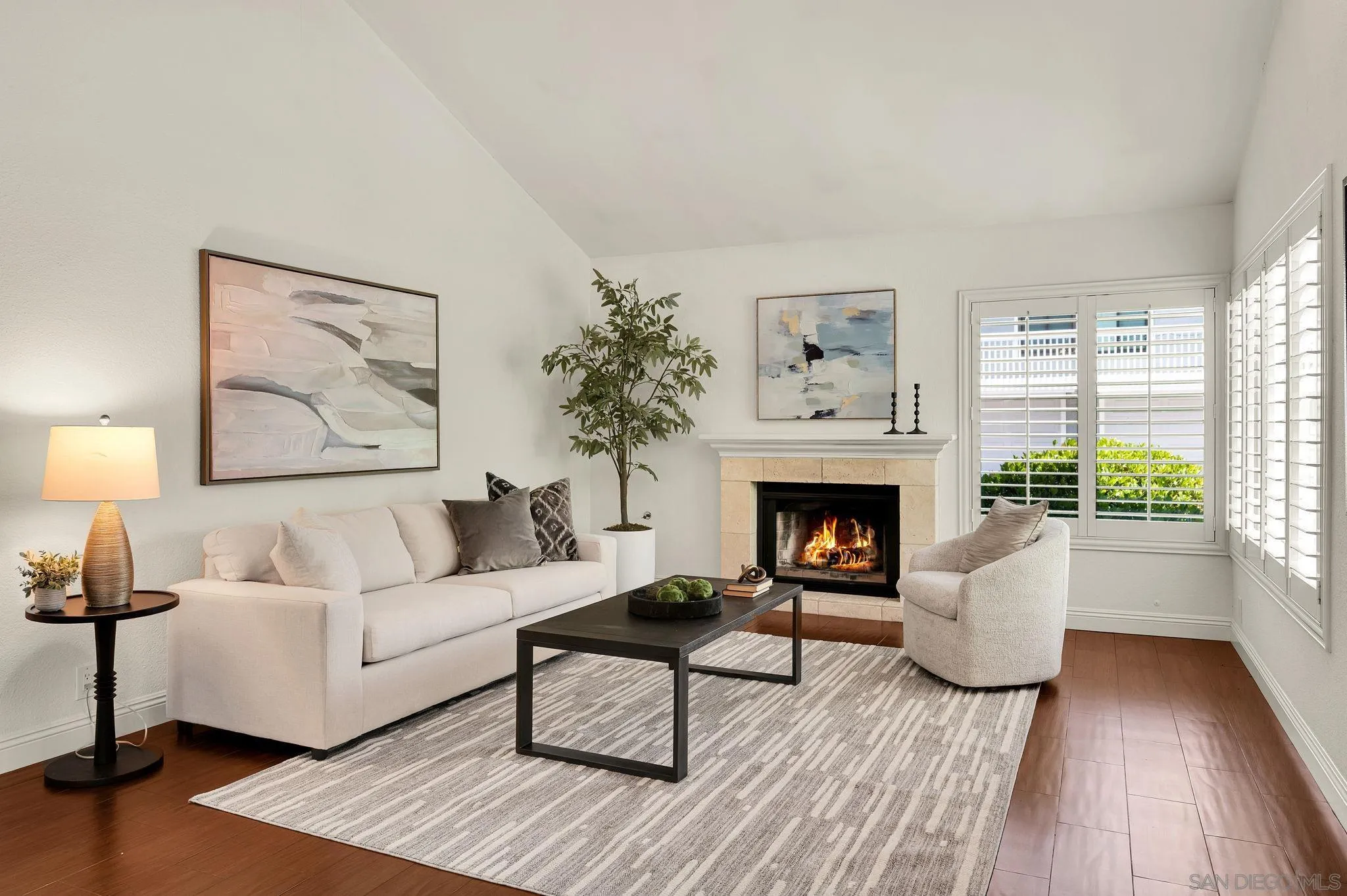 Photo #1: 260013051 Listing: Photo #1
