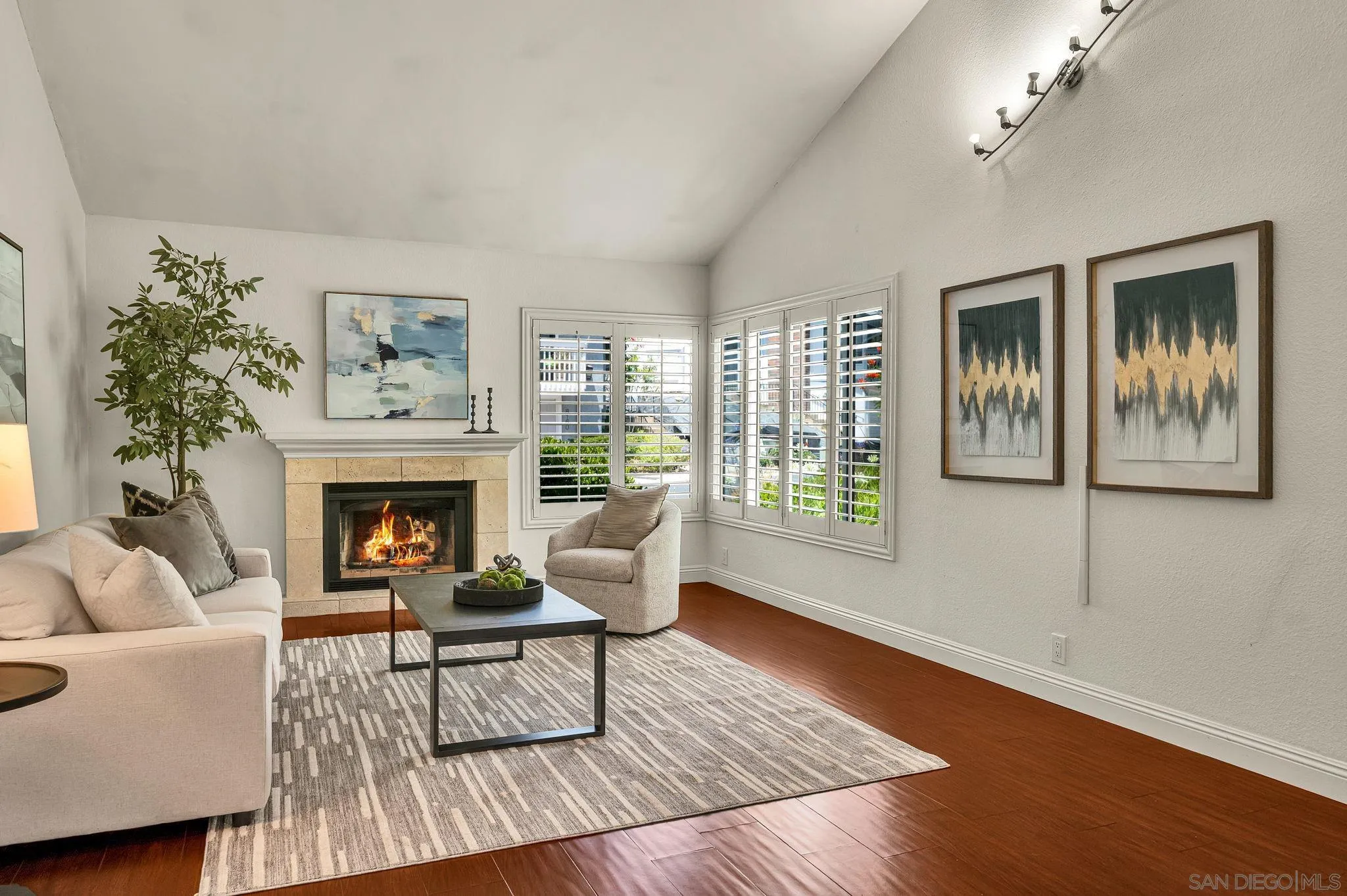 Photo #3: 260013051 Listing: Photo #3