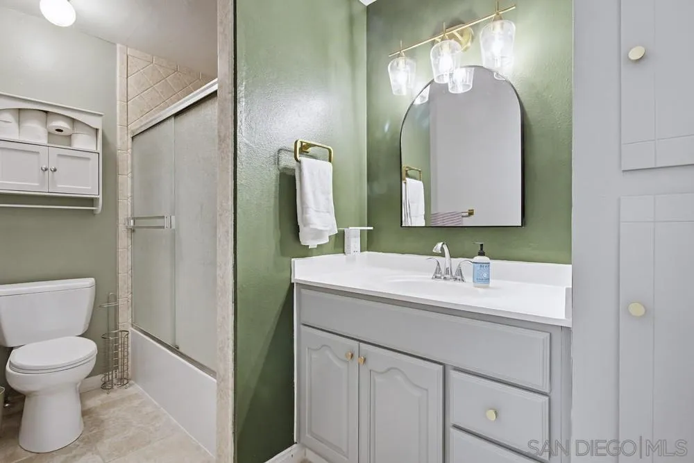 Photo #9: 260013052 Listing: Photo #9