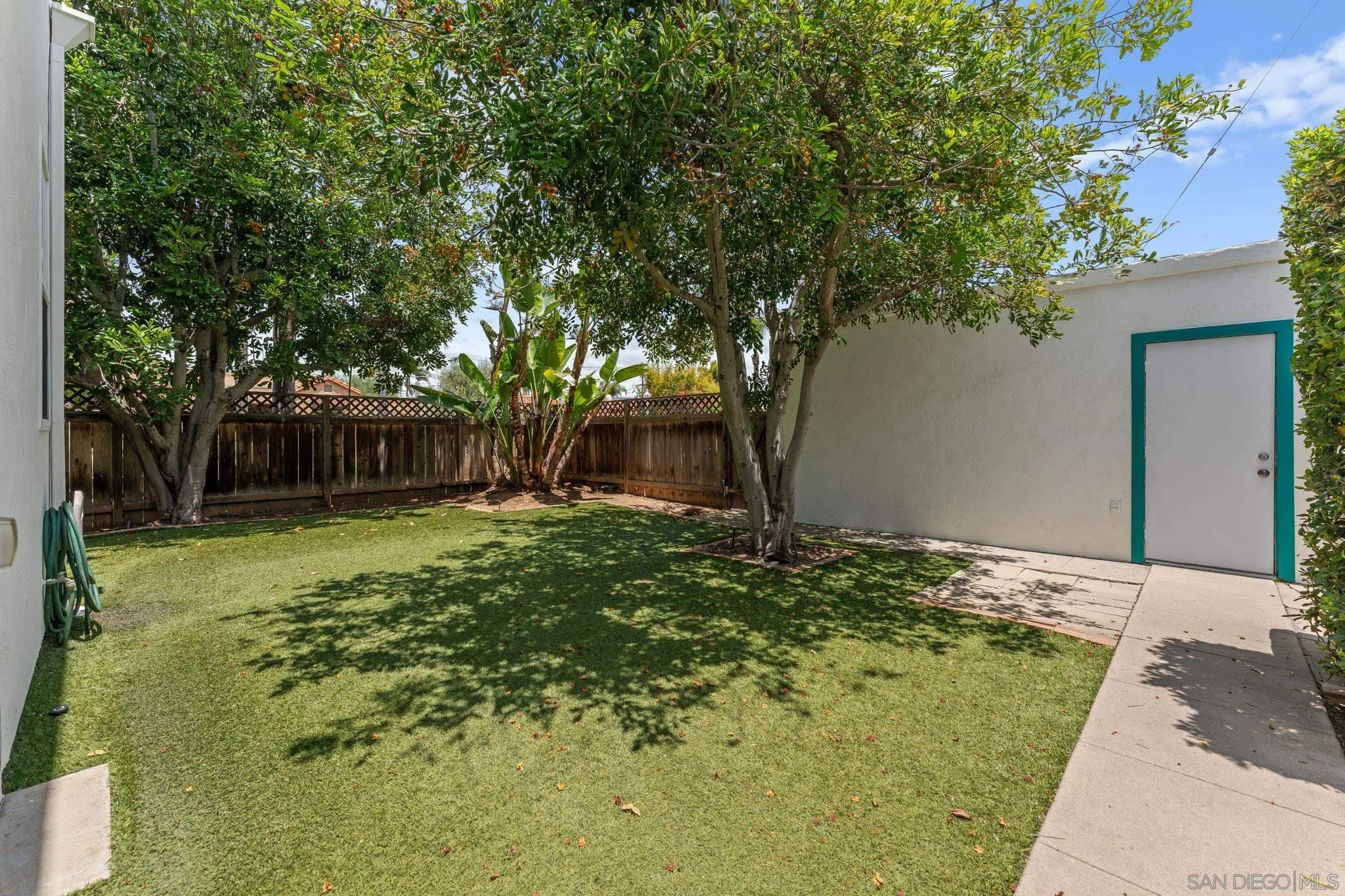 https://cdn.realtyfeed.com/cdn/127/260013057/178094f42c54e5dd61a82fc429b1f8fe.webp