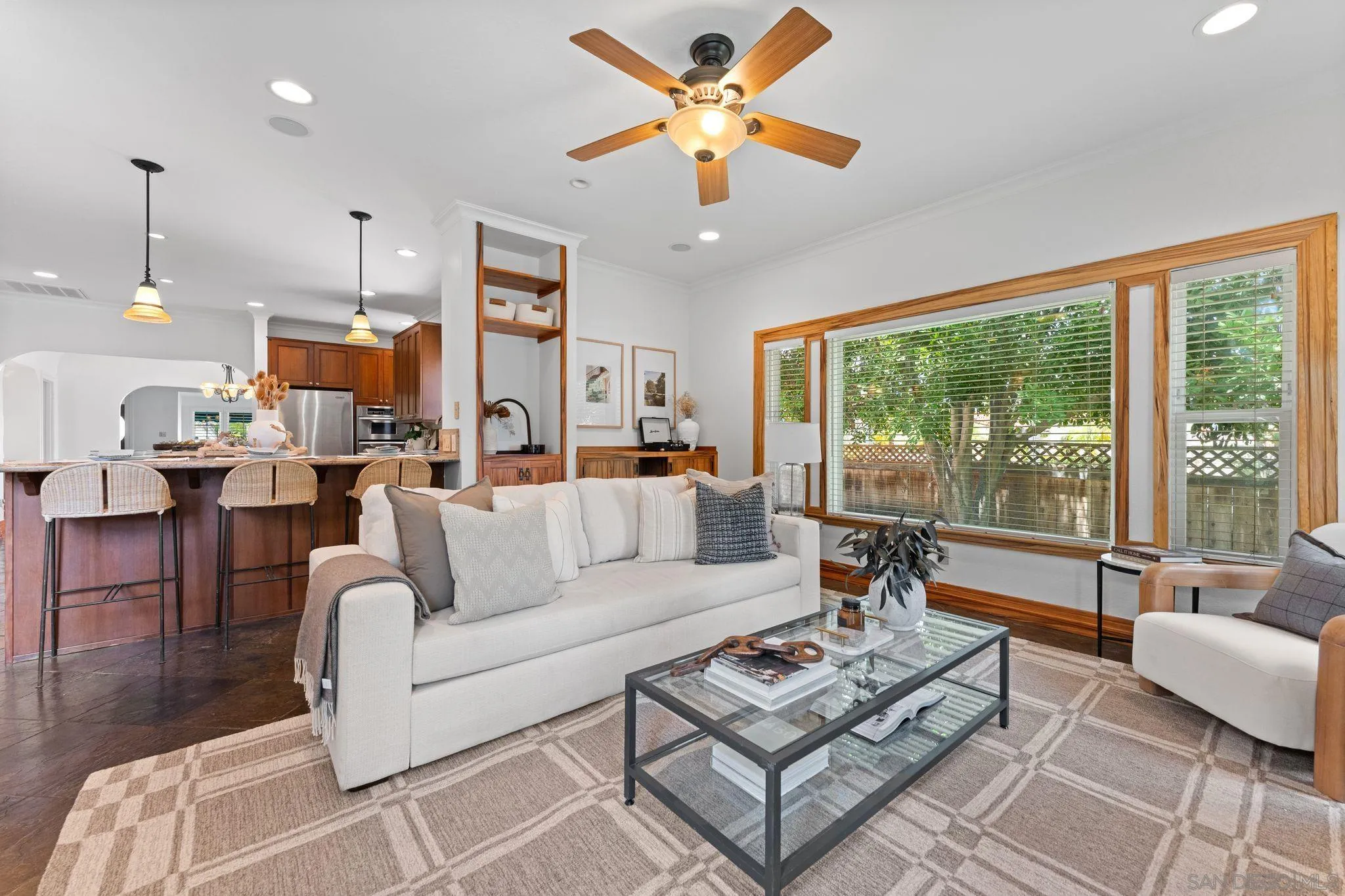 https://cdn.realtyfeed.com/cdn/127/260013057/4ab7d7c6c849b82537b44d98e5401436.webp