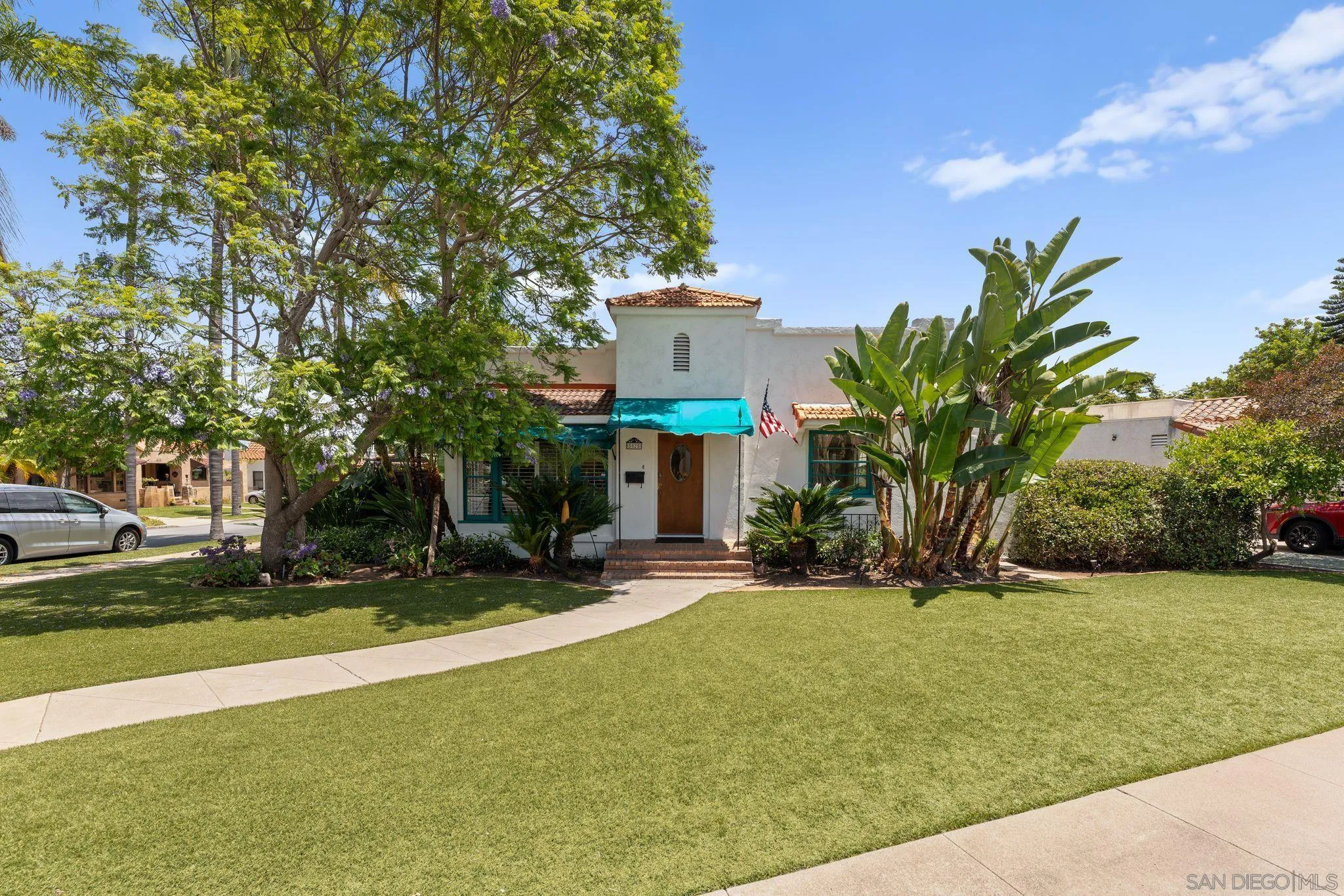 https://cdn.realtyfeed.com/cdn/127/260013057/8c00f17afede8104d00cfefda6e271e5.webp