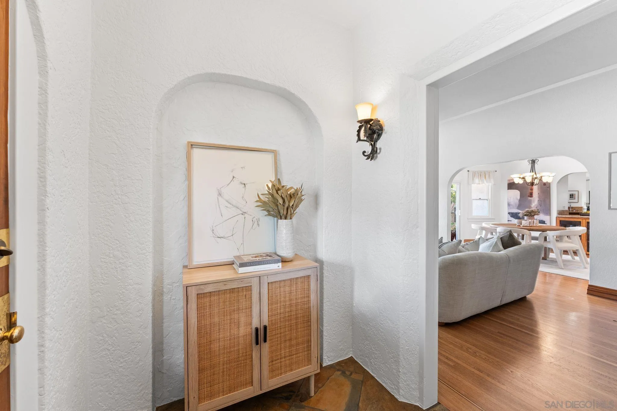 https://cdn.realtyfeed.com/cdn/127/260013057/a068060713b3928192e2e3d68b583520.webp