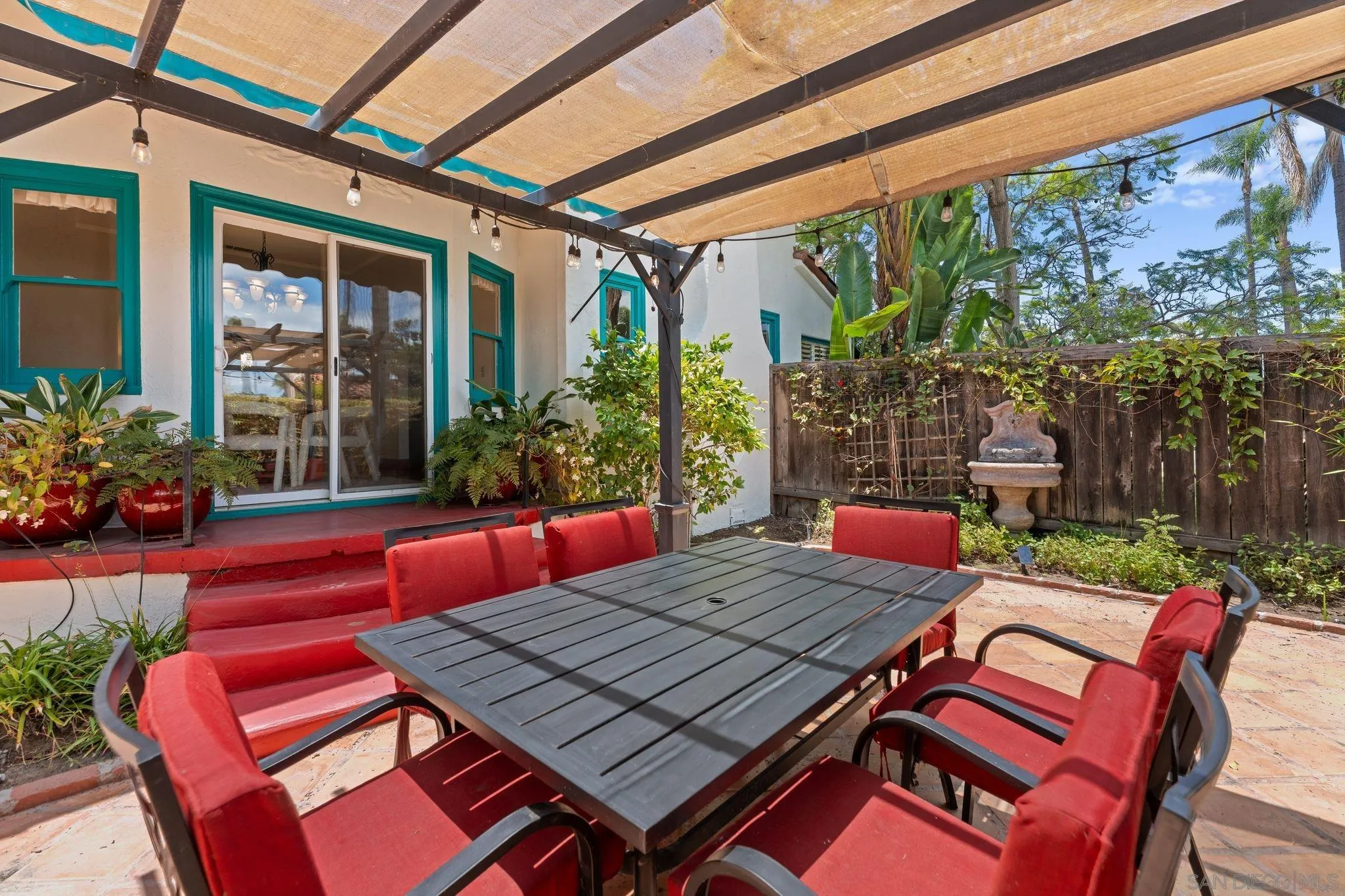 https://cdn.realtyfeed.com/cdn/127/260013057/af678adcf6d3ca3b56aecaf5b7c28e23.webp