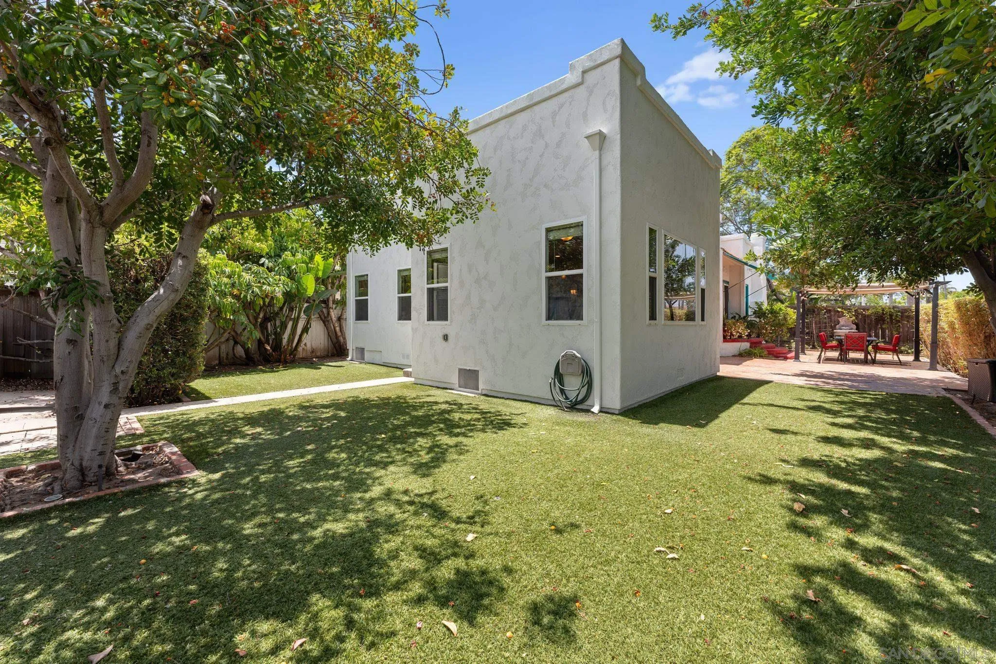 https://cdn.realtyfeed.com/cdn/127/260013057/ba00ab1f5c6f2e946c1fd1fcecb4d04b.webp