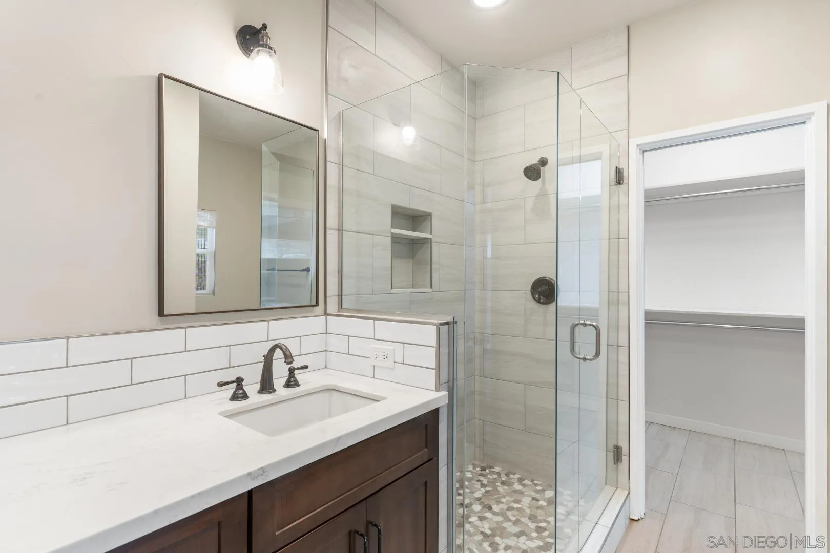 https://cdn.realtyfeed.com/cdn/127/260013059/17e3e5a3ff6f1c24fe38edb869f5e1ea.webp