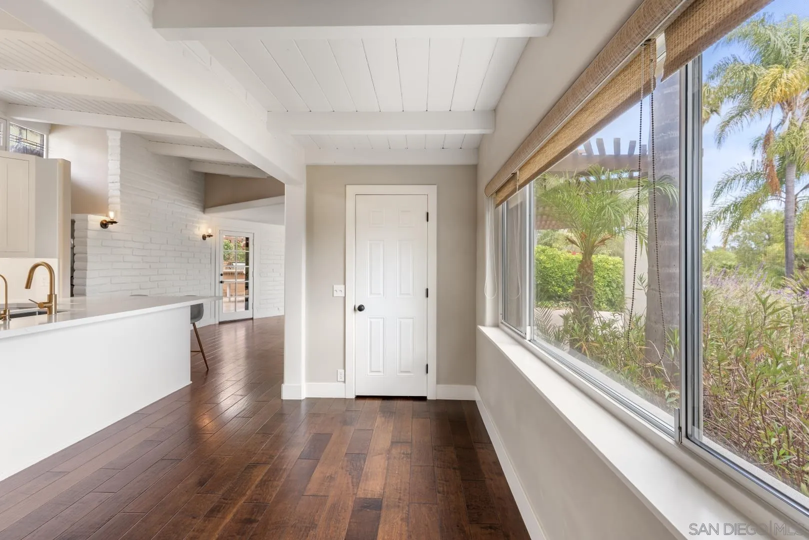 https://cdn.realtyfeed.com/cdn/127/260013059/88fcbcd0e67cfc85e356ab7dba7ecc54.webp
