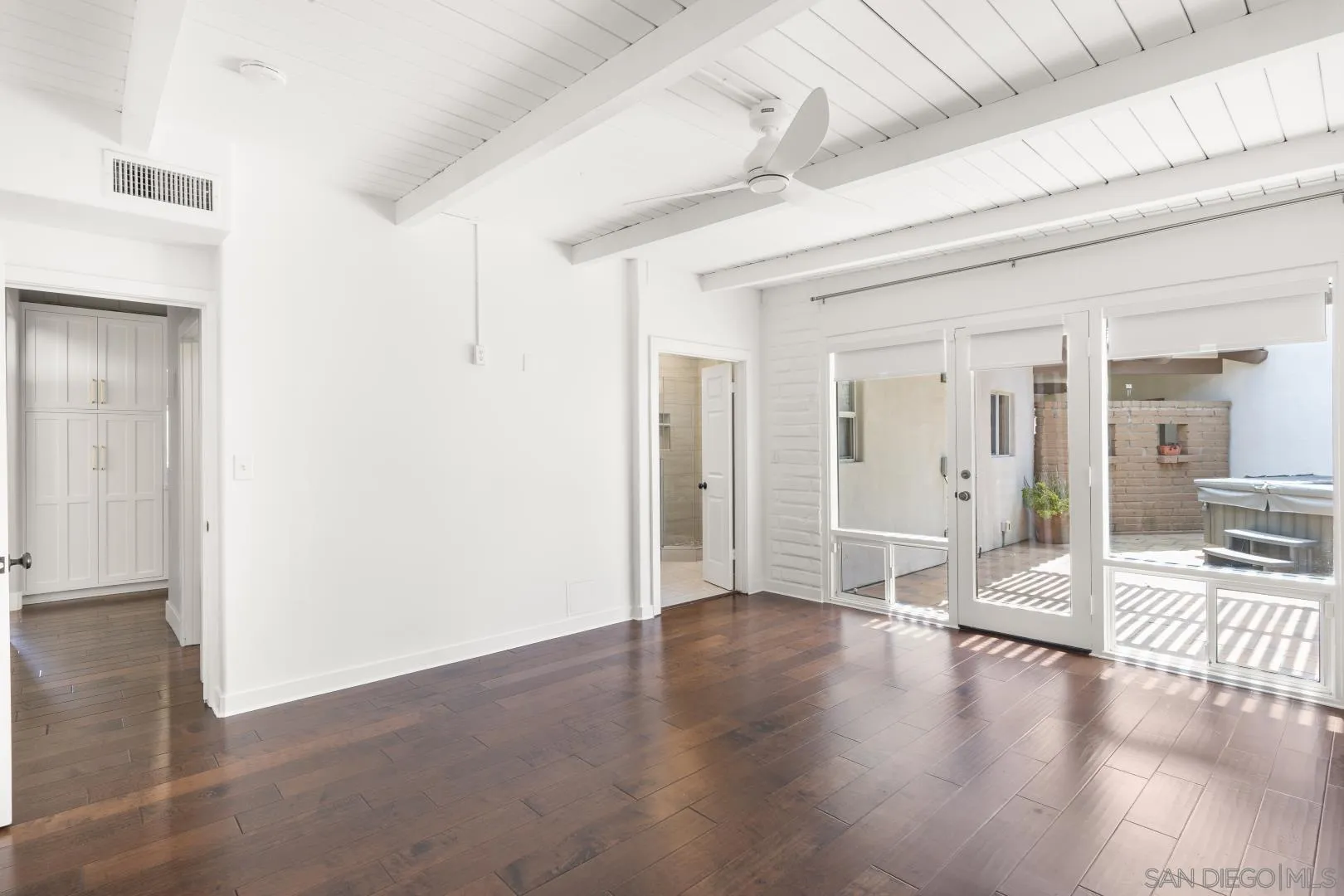 https://cdn.realtyfeed.com/cdn/127/260013059/95cb67ed260ba36e29437f04d16c5adb.webp