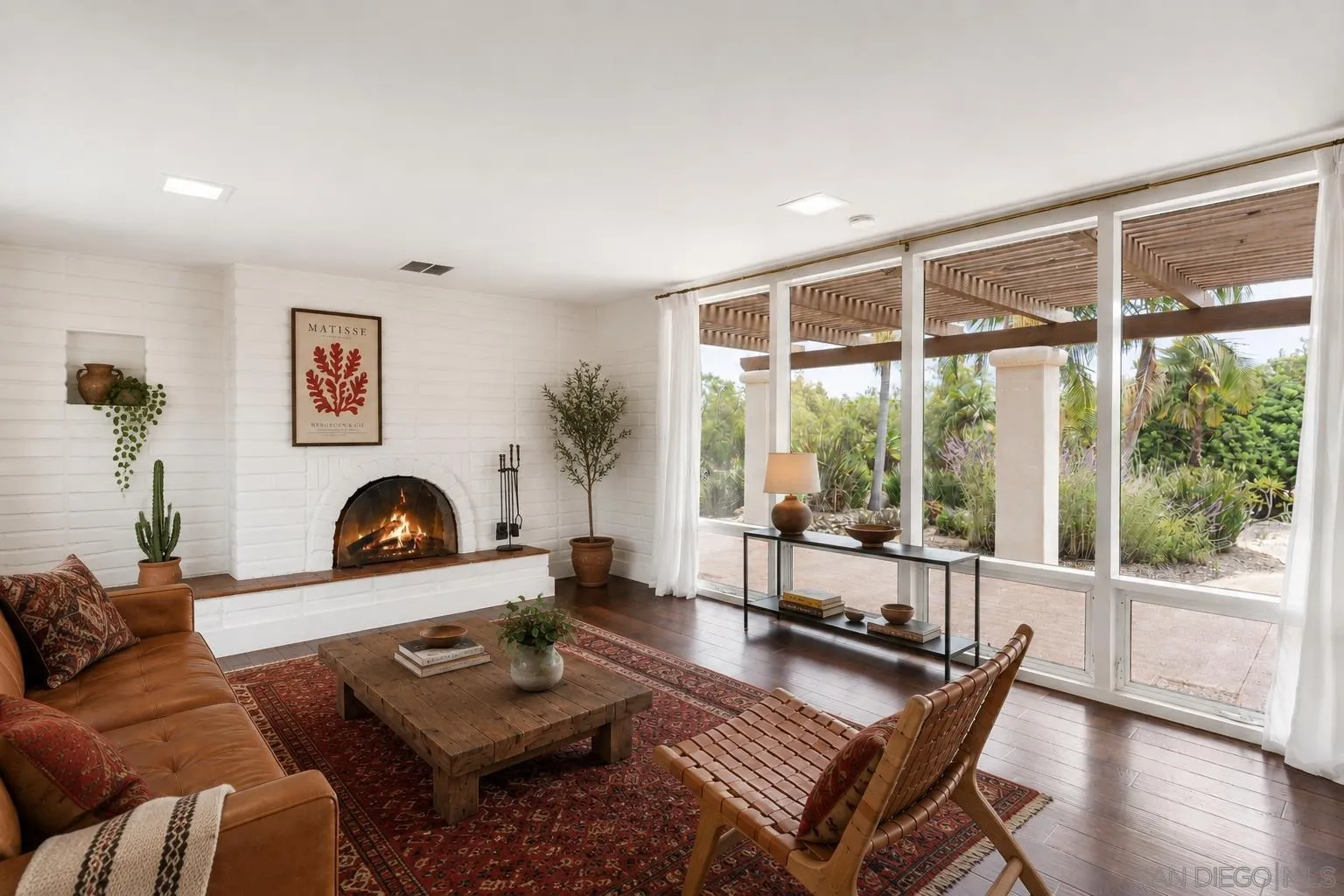 https://cdn.realtyfeed.com/cdn/127/260013059/a289d881abd4d8a52aaa10eb2793f2cc.webp