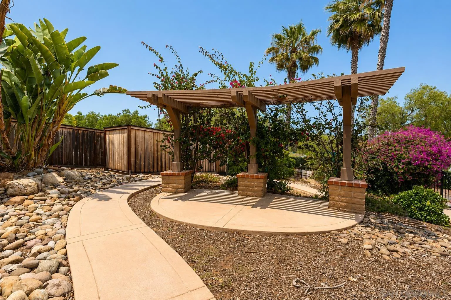 https://cdn.realtyfeed.com/cdn/127/260013059/d9ba95b74c2087158b0f9ee0c618f353.webp