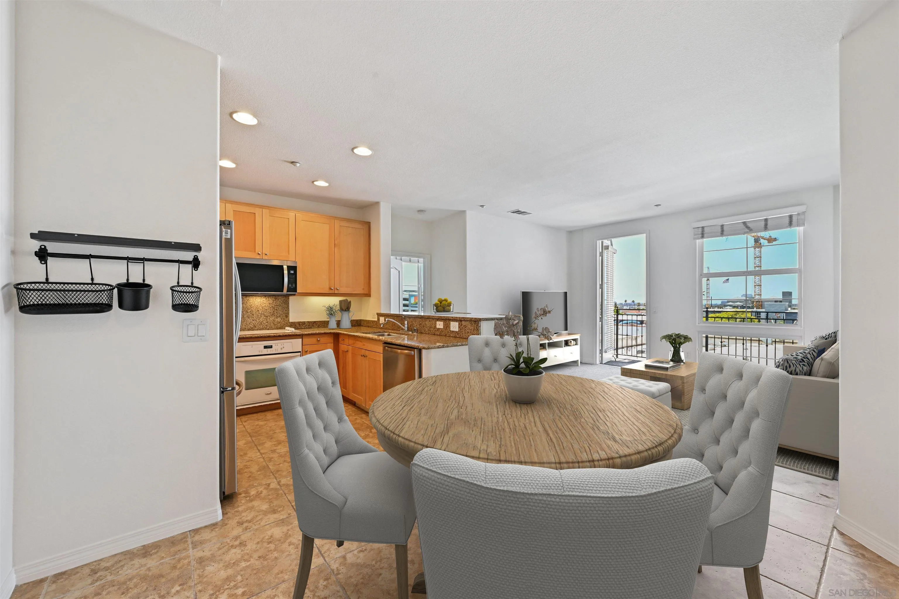 Photo #5: 260013066 Listing: Photo #5