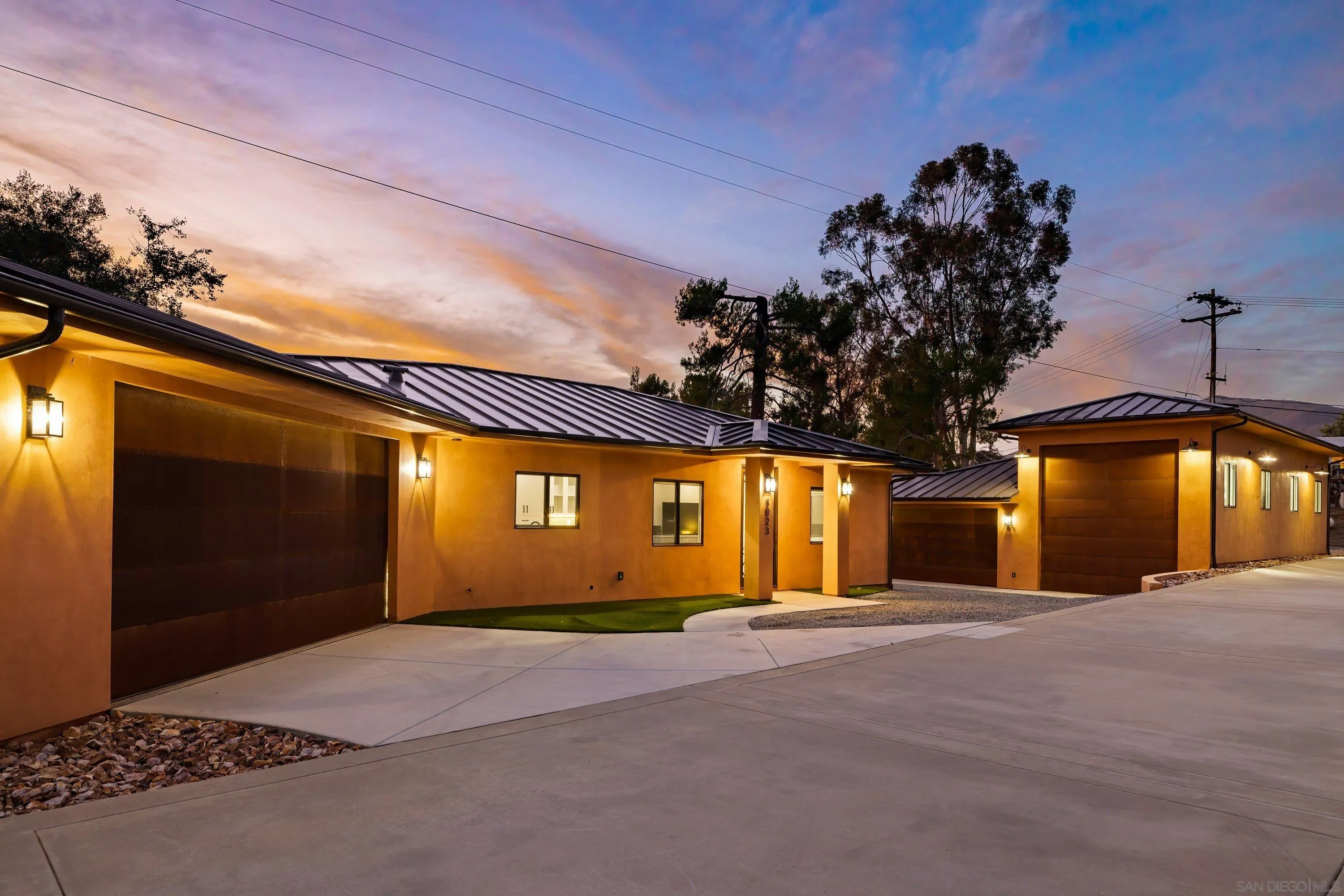 https://cdn.realtyfeed.com/cdn/127/260013069/cc61c8679c9d7d97ab46214cf30e368d.webp