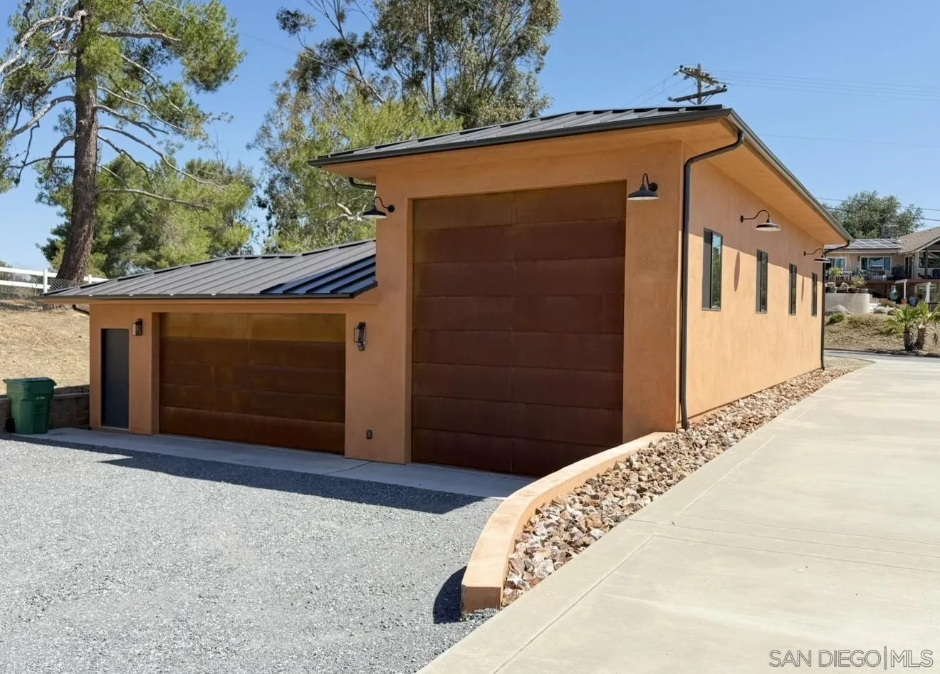 https://cdn.realtyfeed.com/cdn/127/260013069/f2a2d5f5653e35d36b39ac4be45e0c46.webp