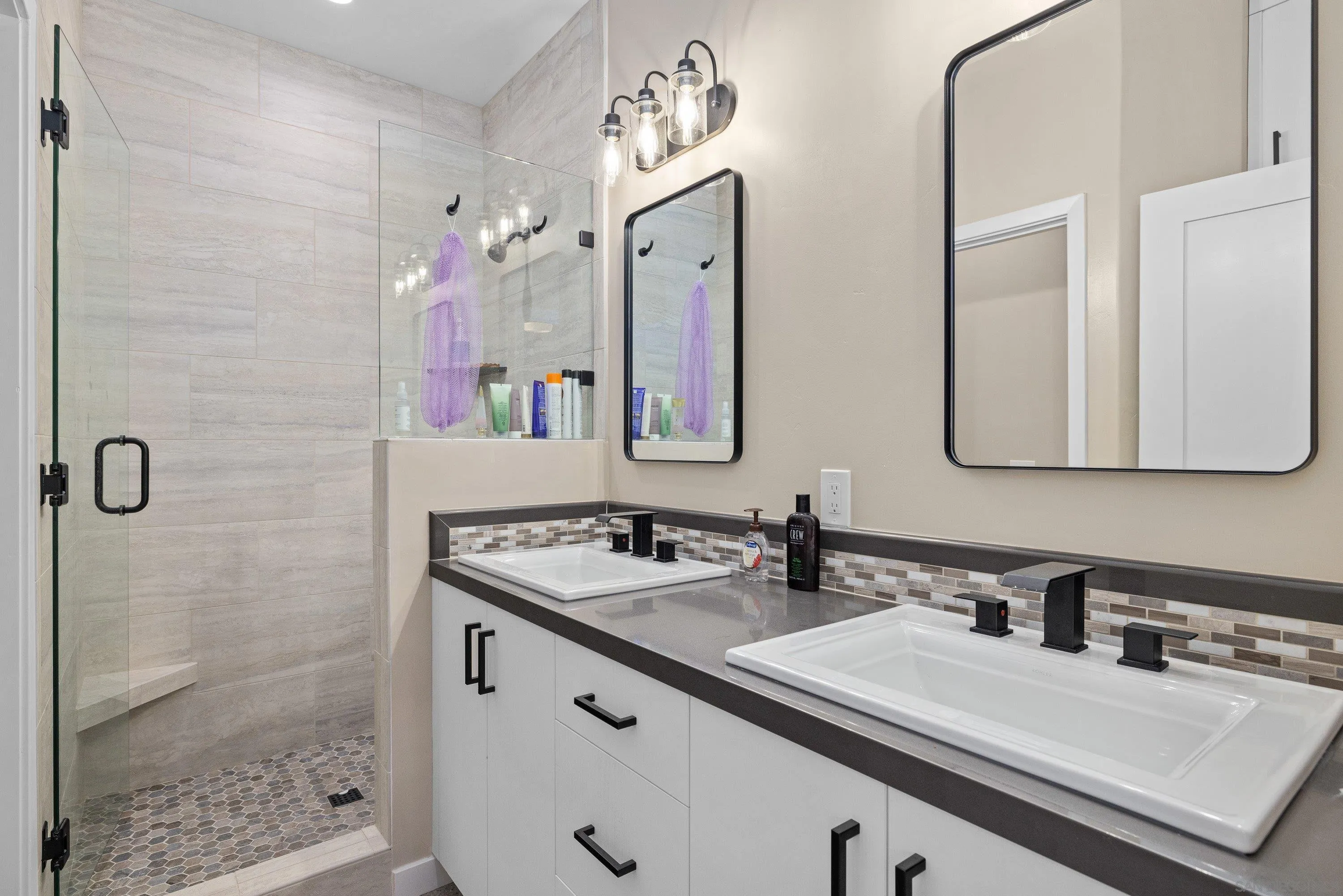 https://cdn.realtyfeed.com/cdn/127/260013069/fee0fafc12a2219f96be746cf24000df.webp