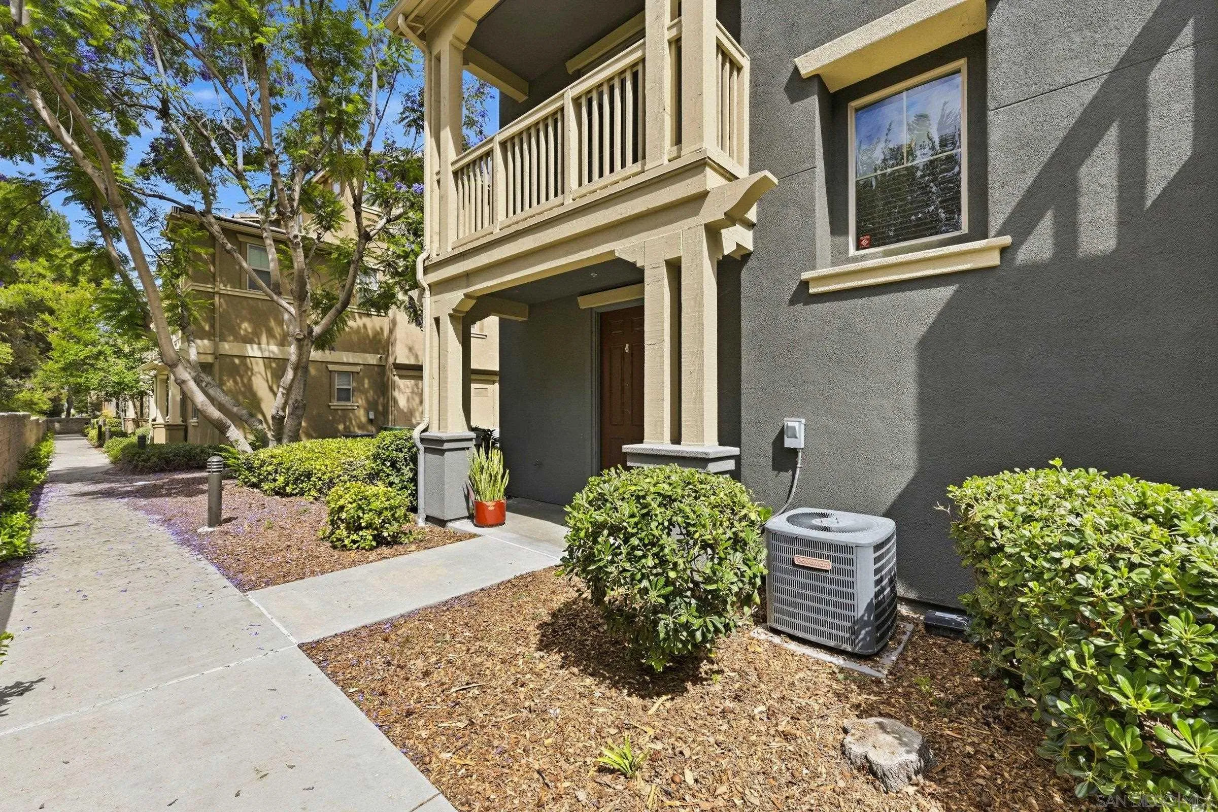 https://cdn.realtyfeed.com/cdn/127/260013072/9369be368176cb6cfaad8a7a16e30aa4.webp