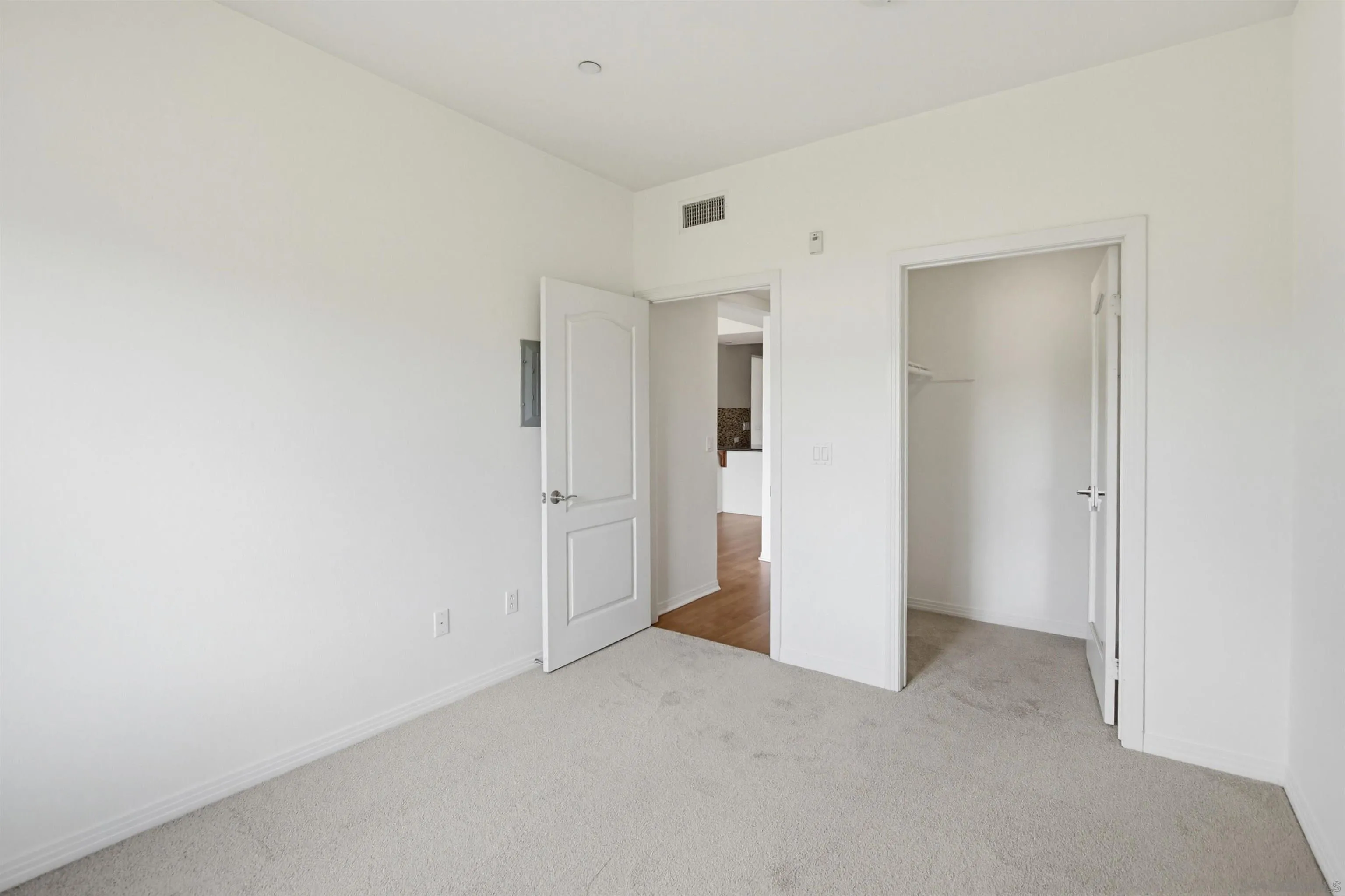 Photo #20: 260013073 Listing: Photo #20