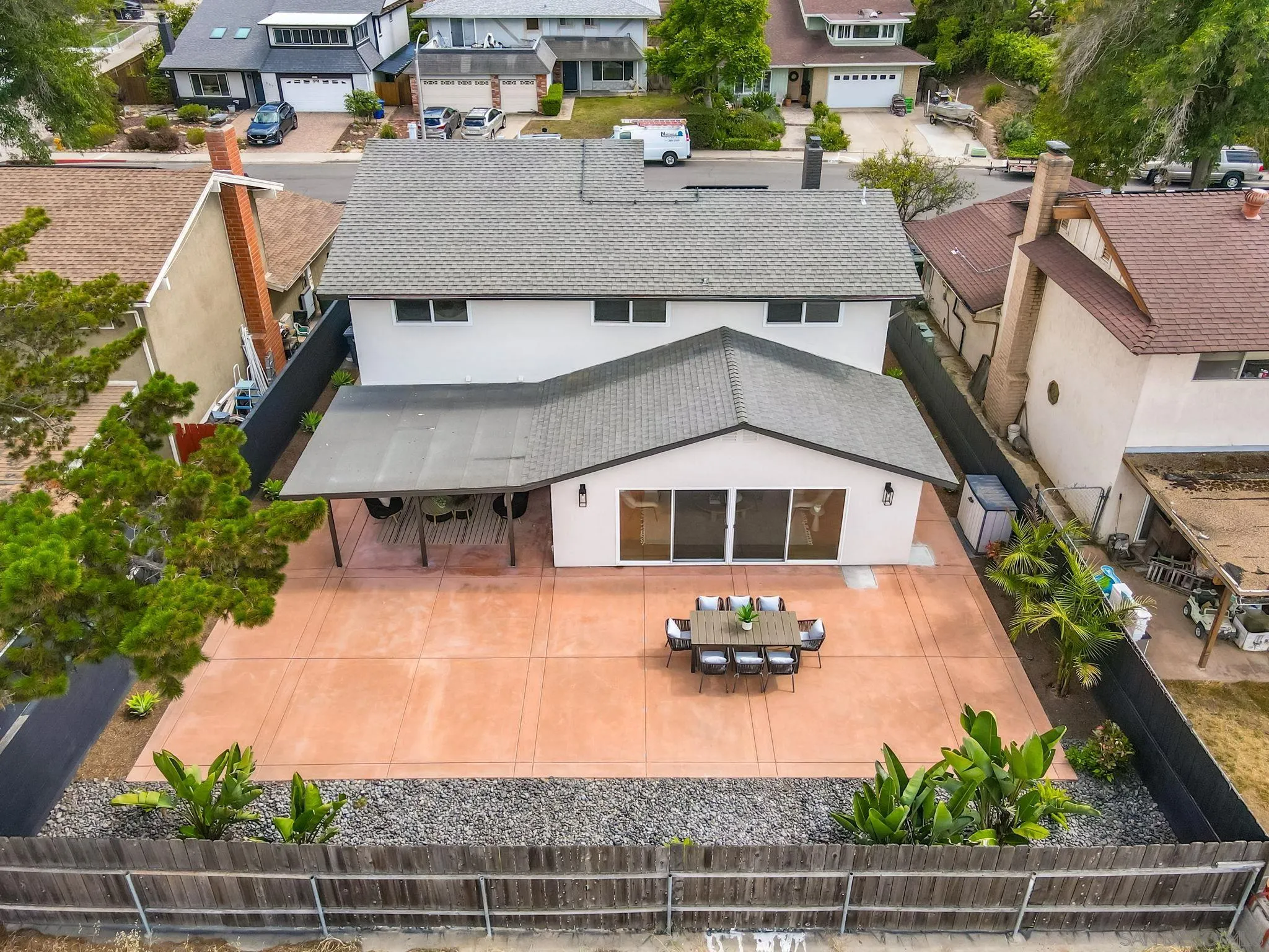 https://cdn.realtyfeed.com/cdn/127/260013075/f77bd22d3addb3221a19a44a91178959.webp