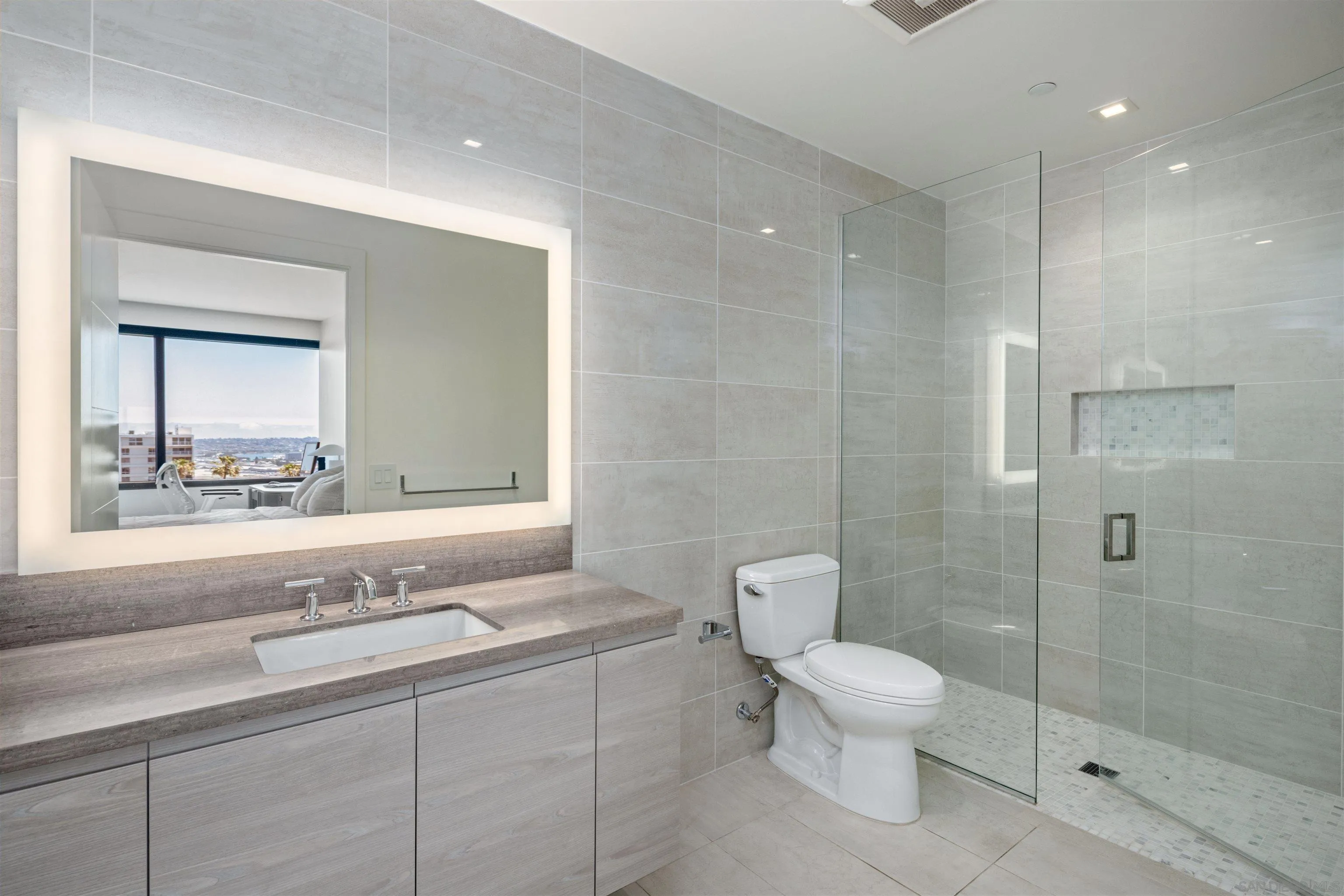 Photo #23: 260013084 Listing: Photo #23