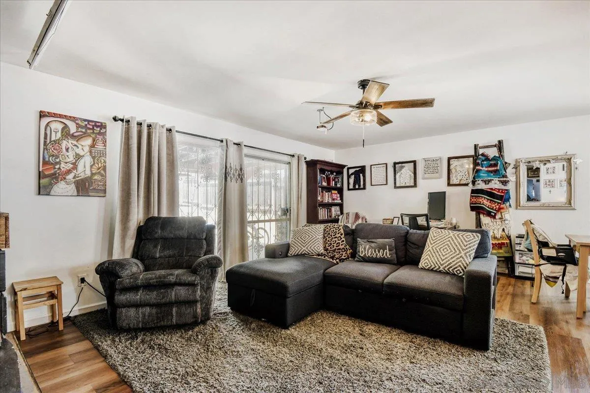 https://cdn.realtyfeed.com/cdn/127/260013085/0728ce36e404c2413927dca186f1f15f.webp
