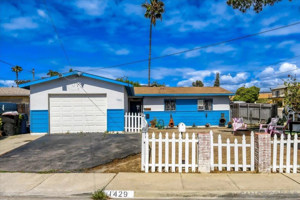 https://cdn.realtyfeed.com/cdn/127/260013085/9231f5dcc58badef5b1c12fdabe14fc1.webp