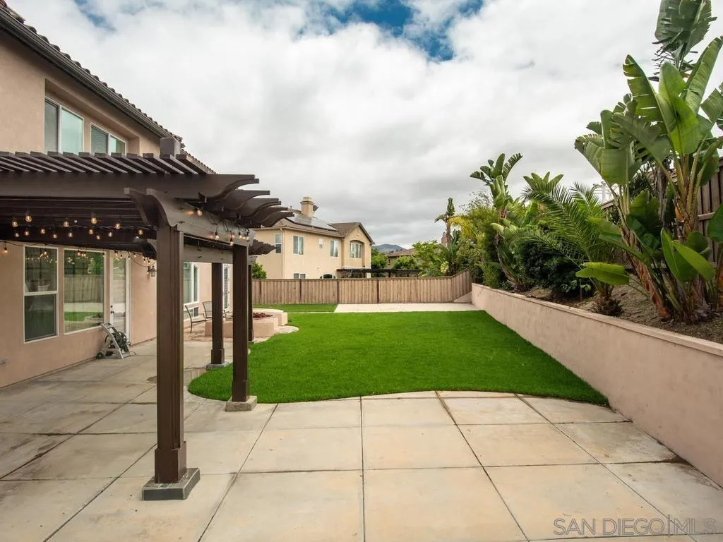 https://cdn.realtyfeed.com/cdn/127/260013088/0b246c8208fdcd5873c203ccb14e920d.webp
