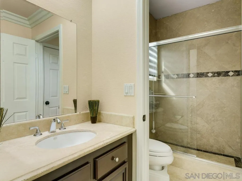 https://cdn.realtyfeed.com/cdn/127/260013088/1a3f3a8bdc7880f4aeba4fca7e975a83.webp