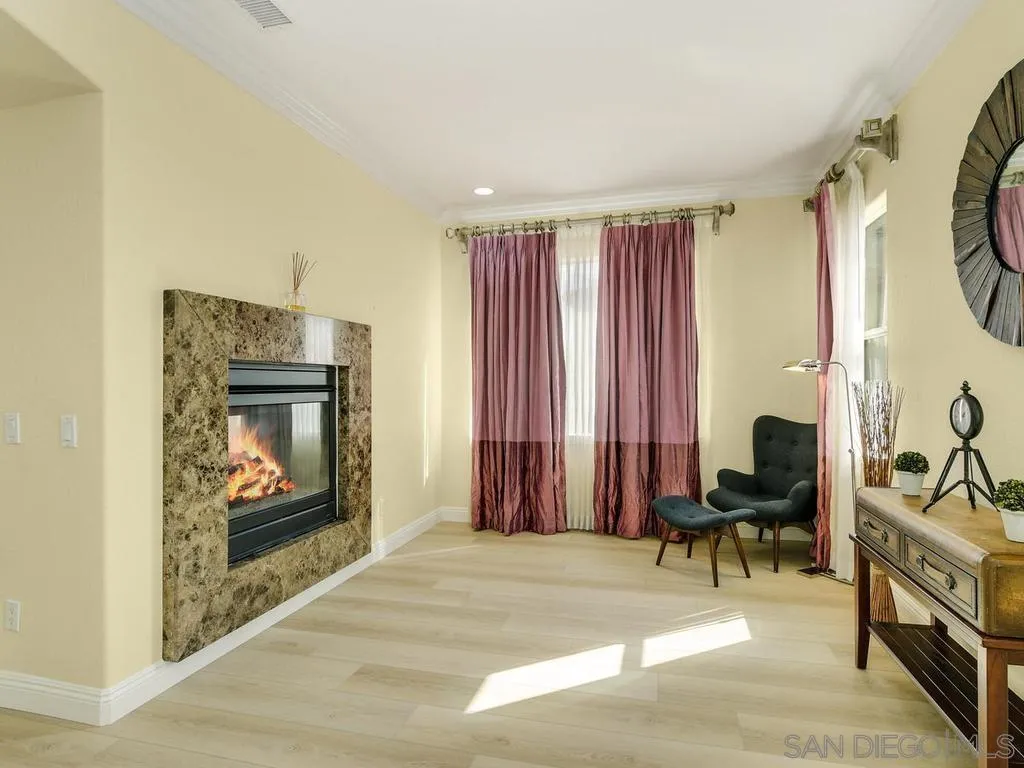 https://cdn.realtyfeed.com/cdn/127/260013088/387bd78b6db2200ea008709c778205ef.webp
