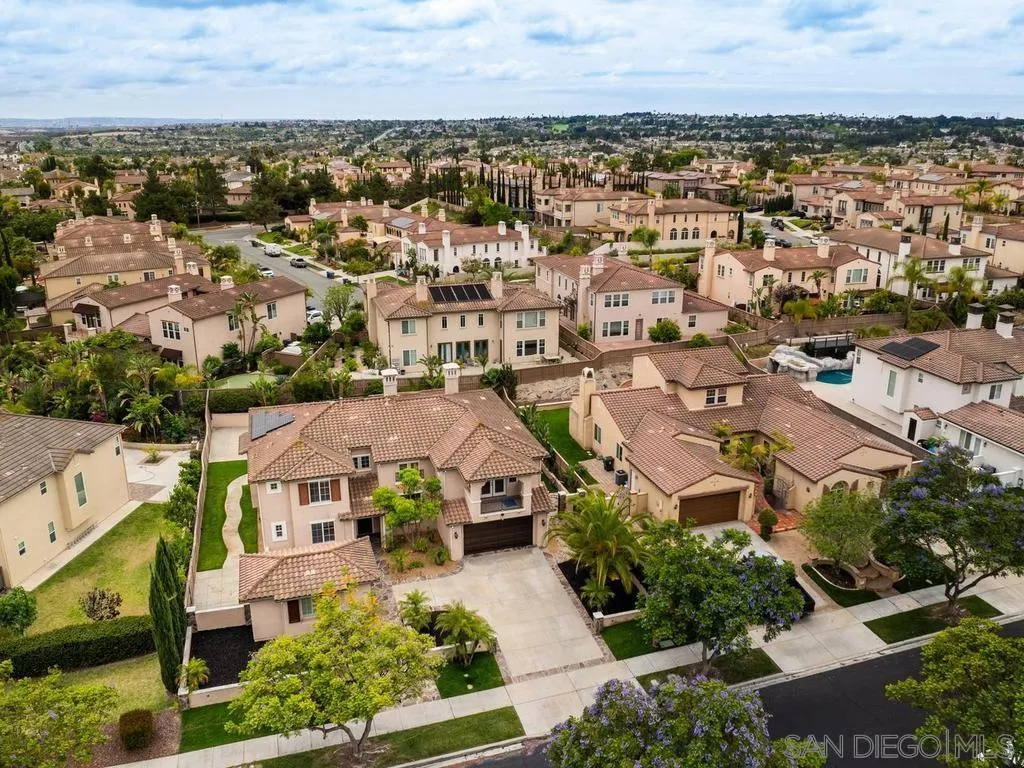 https://cdn.realtyfeed.com/cdn/127/260013088/40b649bd2cac0763a0c3148a9167be11.webp