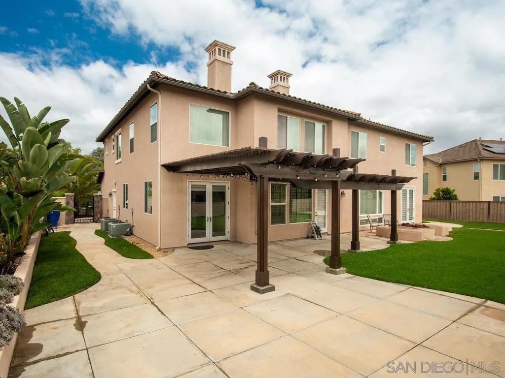 https://cdn.realtyfeed.com/cdn/127/260013088/d1627471d5d7e3c72371d6a5176296ff.webp
