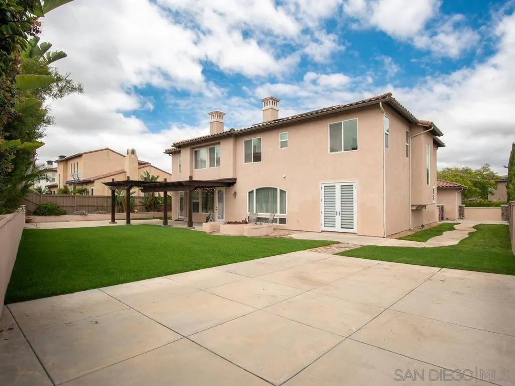 https://cdn.realtyfeed.com/cdn/127/260013088/d2321331af33958455bda38ca6016c57.webp