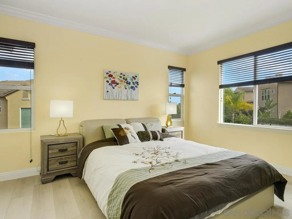 https://cdn.realtyfeed.com/cdn/127/260013088/da9b6d624029f757b70a1ed070331a8a.webp