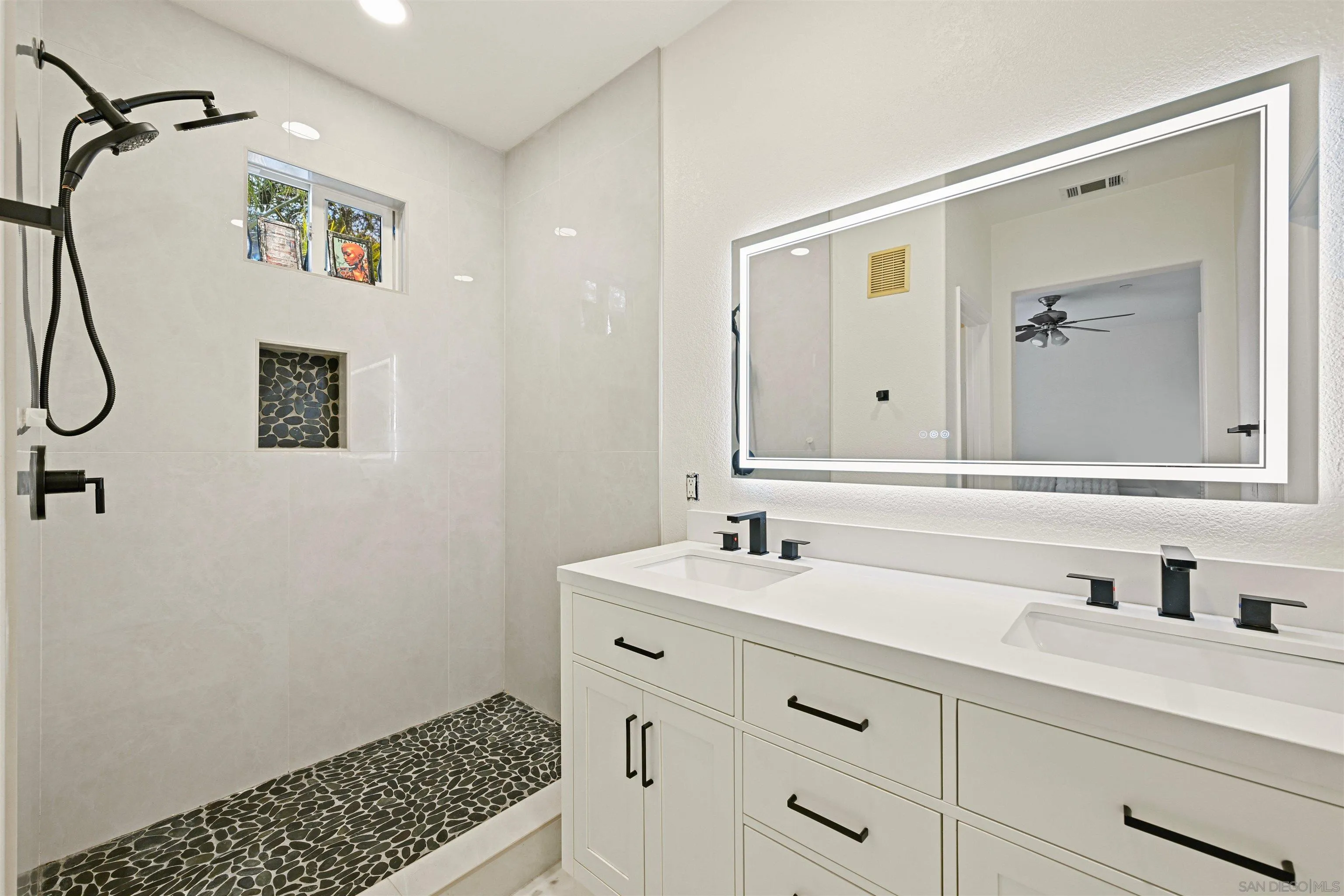 Photo #9: 260013089 Listing: Photo #9