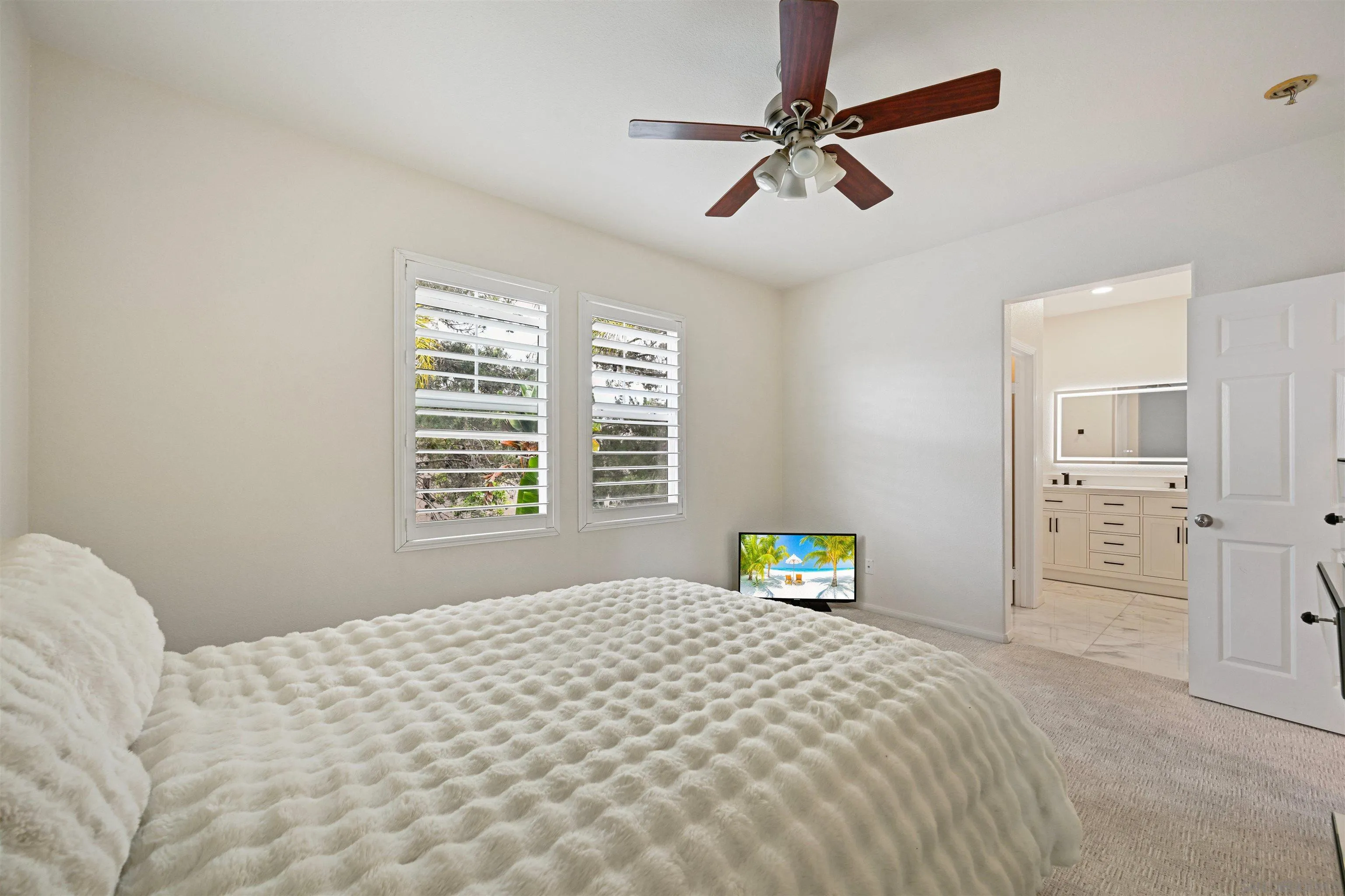 Photo #8: 260013089 Listing: Photo #8
