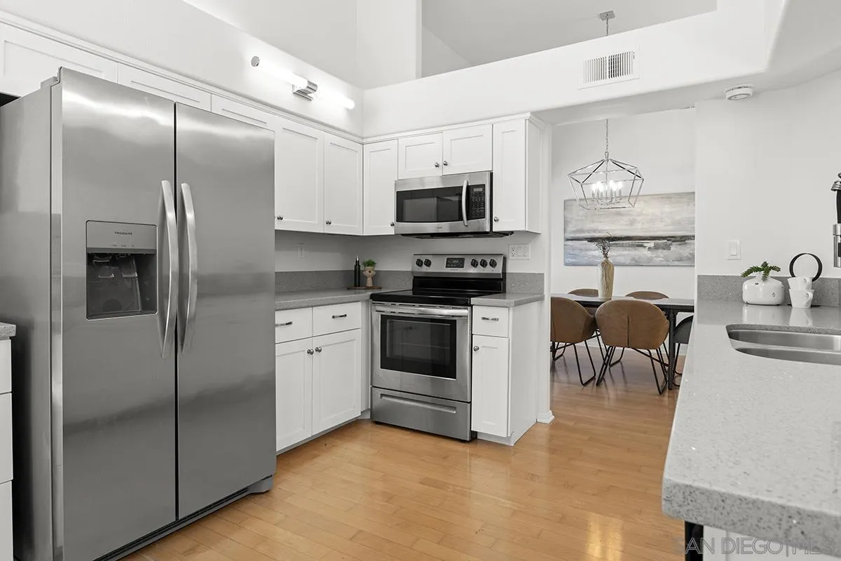 Photo #11: 260013091 Listing: Photo #11