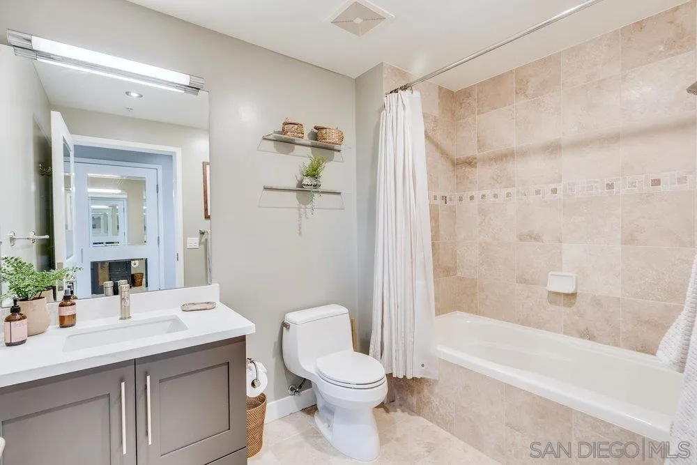Photo #35: 260013093 Listing: Photo #35