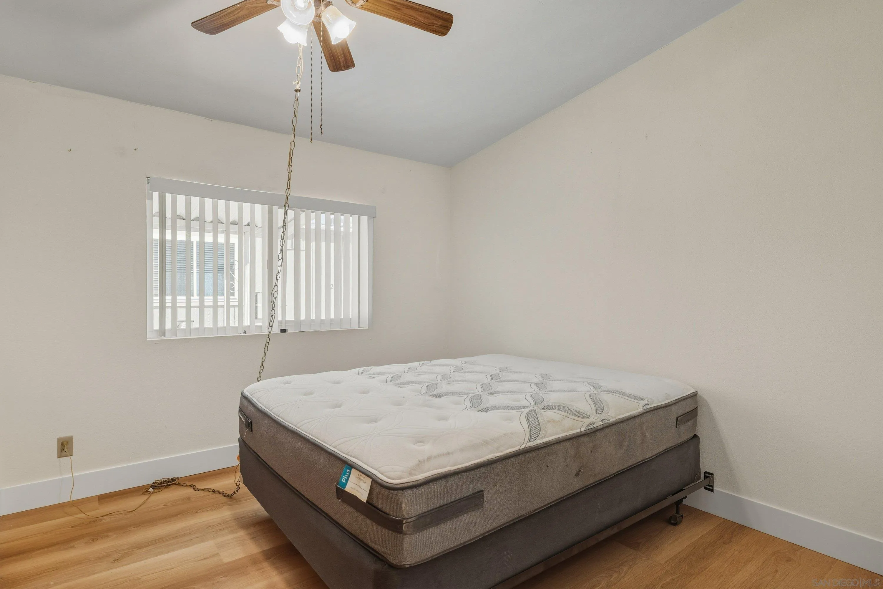 https://cdn.realtyfeed.com/cdn/127/260013094/b13e5ad06ab29ffca01a06d2b75ba188.webp