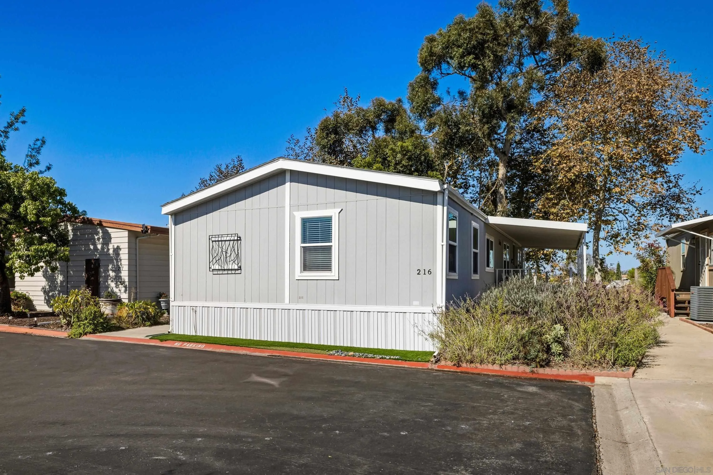 https://cdn.realtyfeed.com/cdn/127/260013094/f7e52f9658664eb5e69959b6ceb29c60.webp