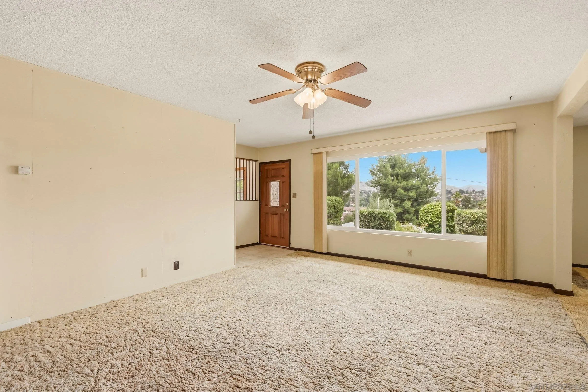 https://cdn.realtyfeed.com/cdn/127/260013097/49077dc8aec5a59a2b238bdbf3dad0e1.webp