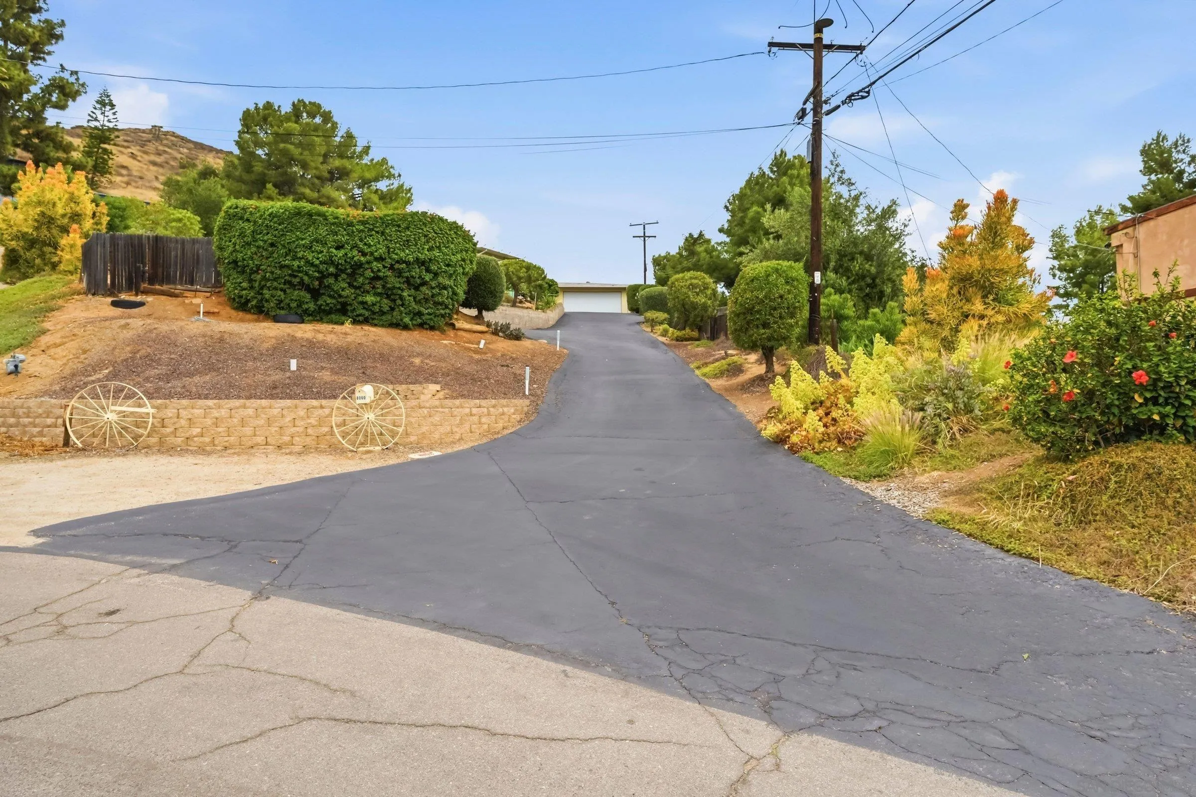 https://cdn.realtyfeed.com/cdn/127/260013097/49d7a48a4d22cb76aafbc0277c8d9fbc.webp