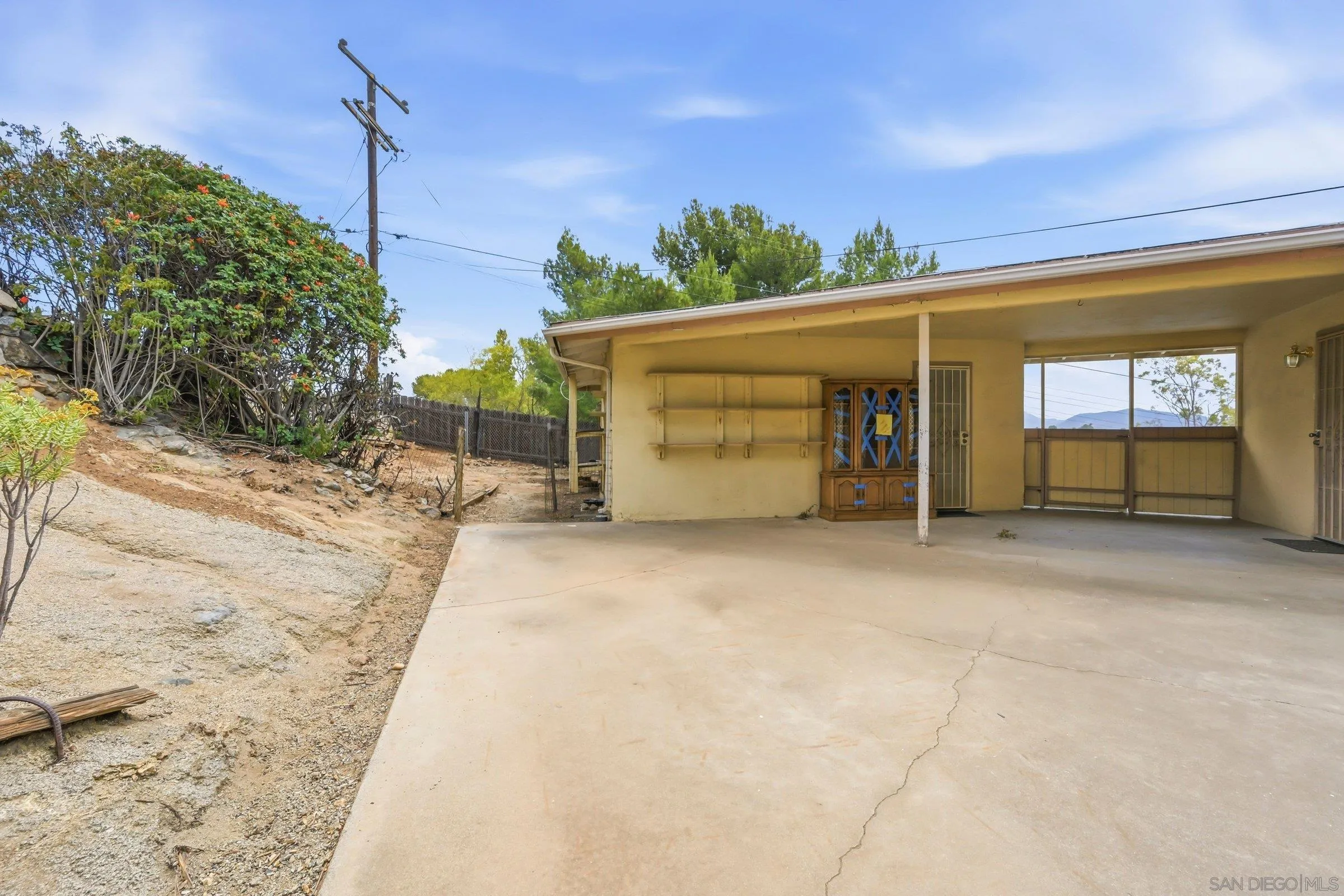 https://cdn.realtyfeed.com/cdn/127/260013097/bb2faf3e803fe33864e2d1162f6ff026.webp
