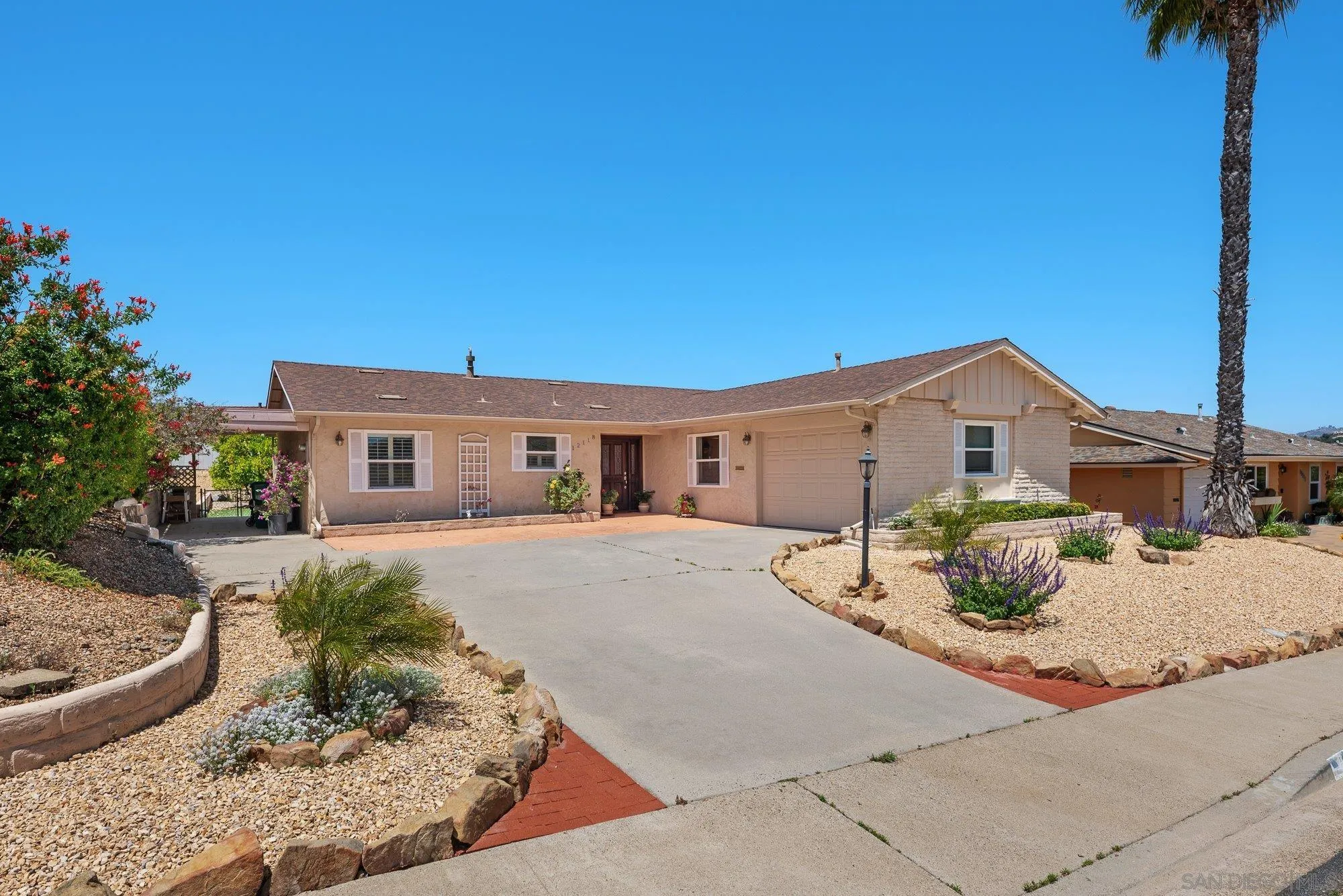https://cdn.realtyfeed.com/cdn/127/260013098/12a92ad4409f612698e1981bcef675c7.webp