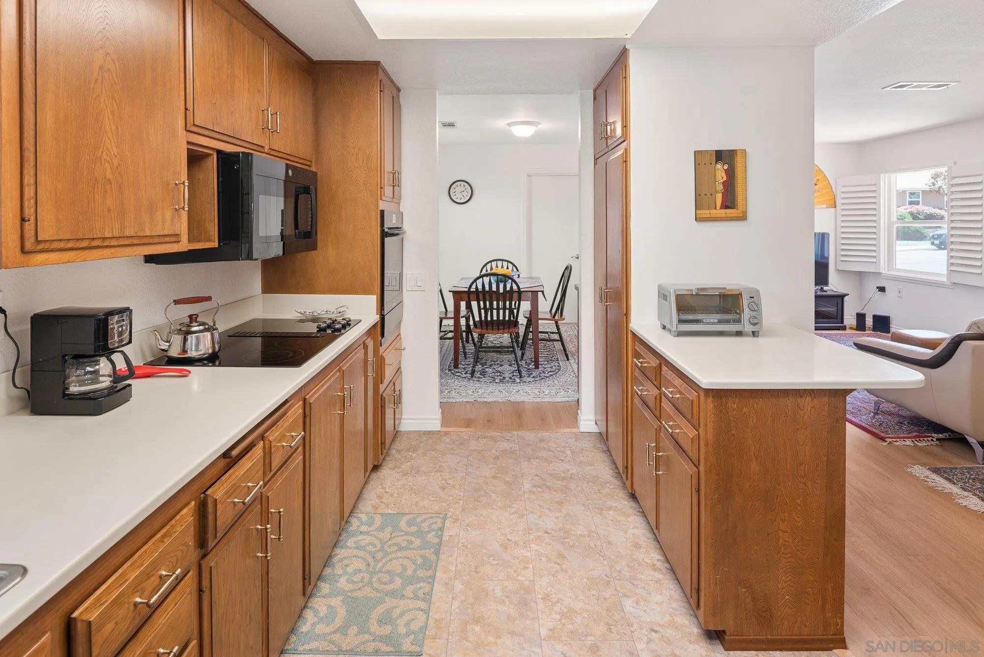 https://cdn.realtyfeed.com/cdn/127/260013098/5bc3f73292c1e66d9849148ef4c3e958.webp