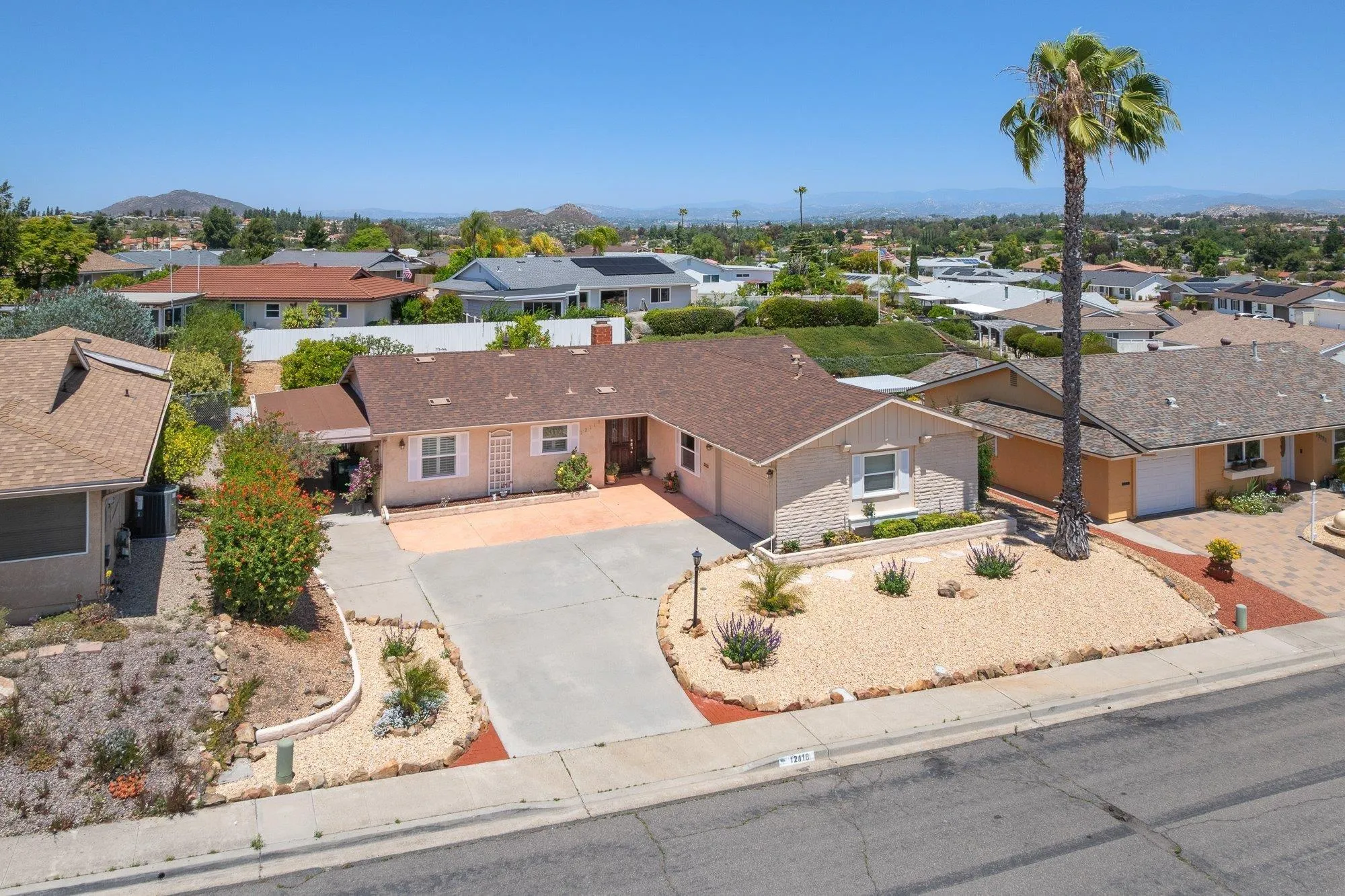 https://cdn.realtyfeed.com/cdn/127/260013098/d1148250daf71f55376088ec9fbeb946.webp