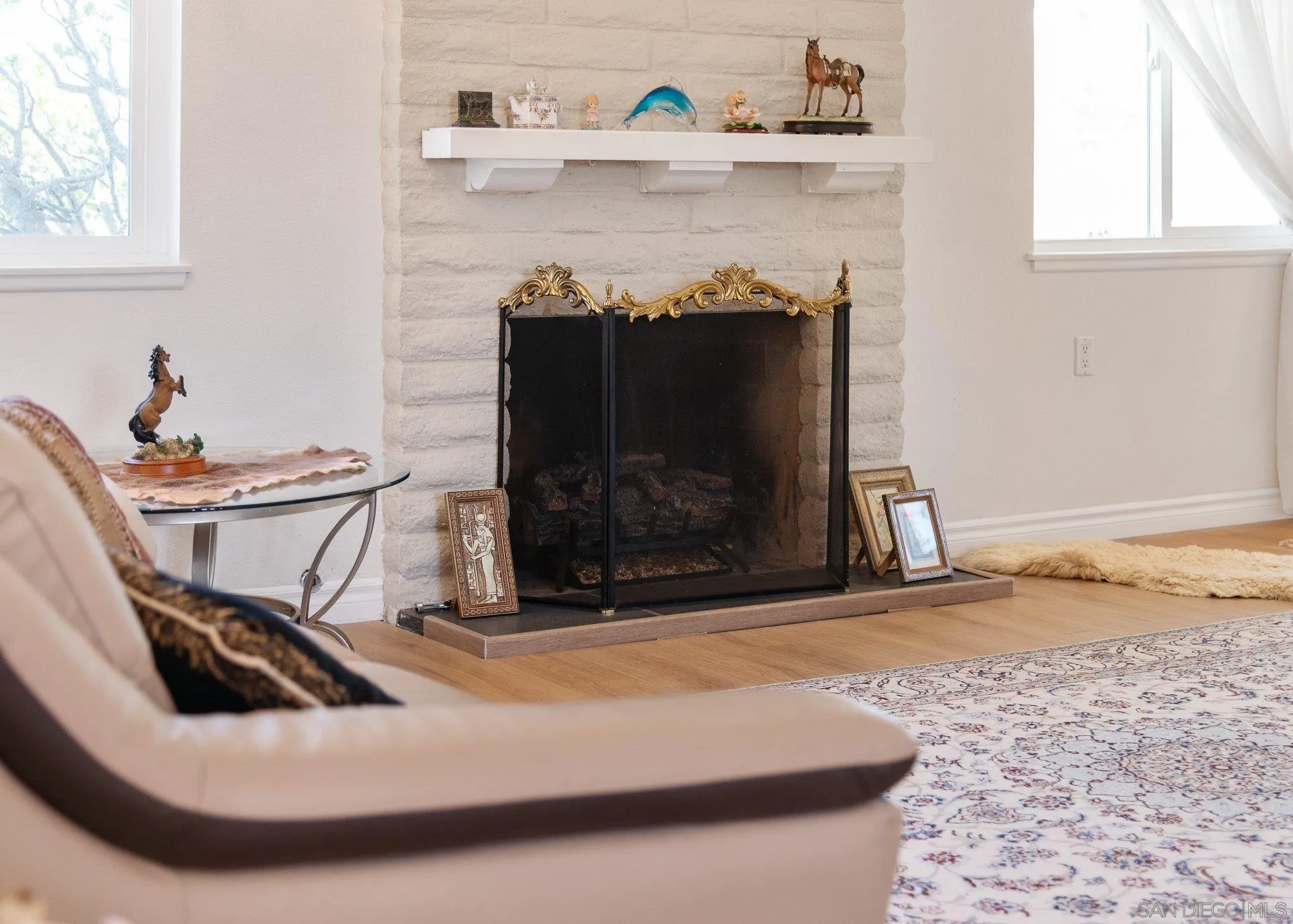 https://cdn.realtyfeed.com/cdn/127/260013098/fc4725aa36712f6adfb60fb8088a815a.webp