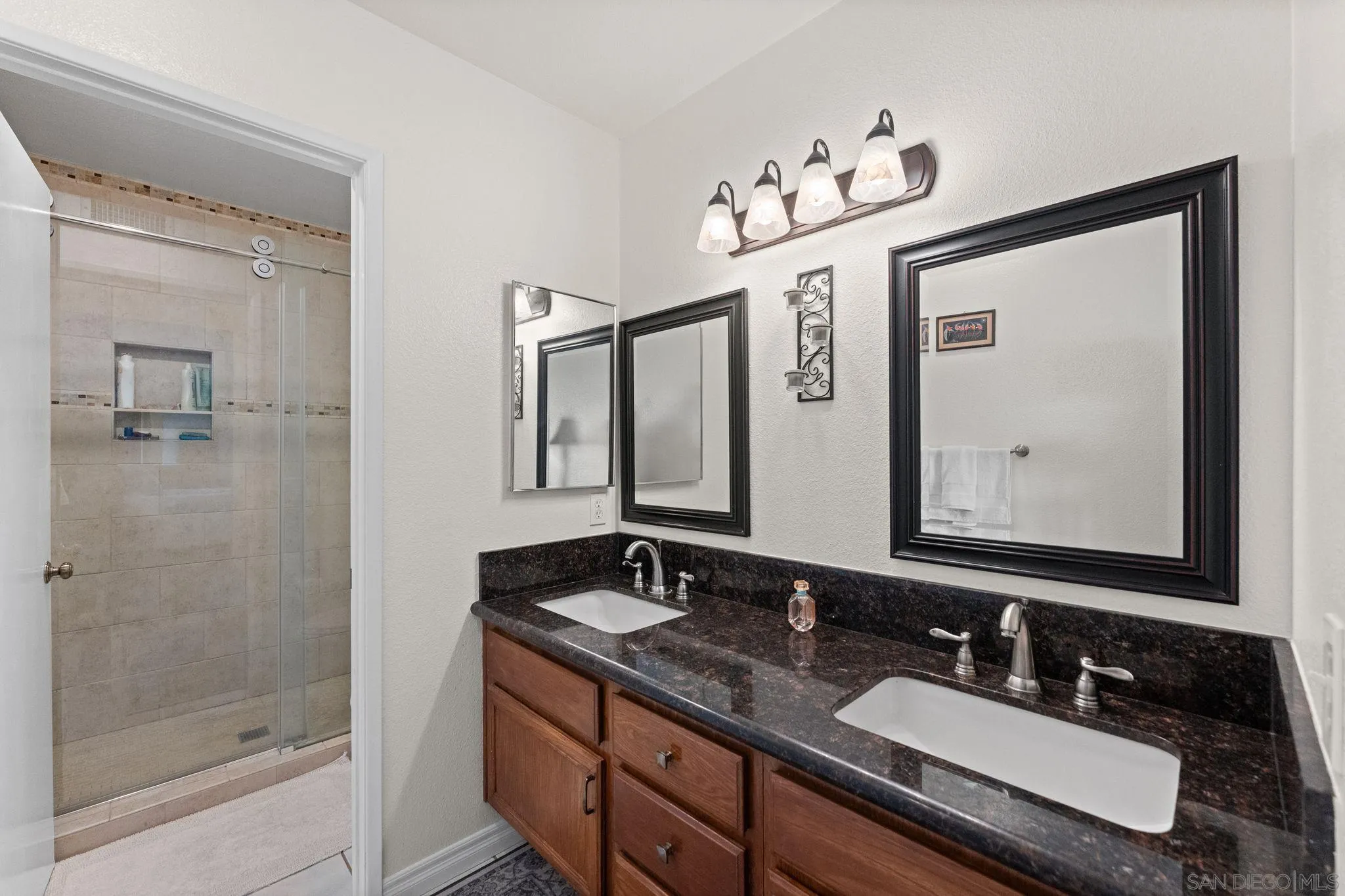Photo #26: 260013099 Listing: Photo #26