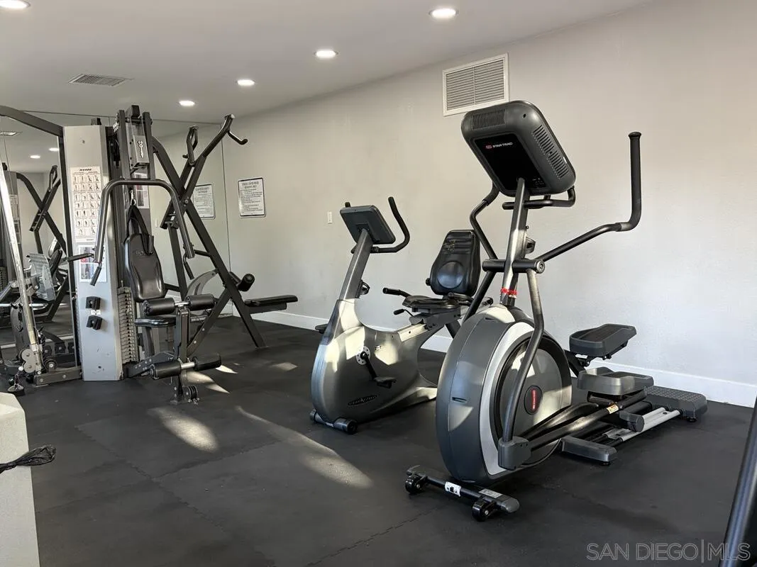https://cdn.realtyfeed.com/cdn/127/260013101/c05b8683515d5ce97f2d161c5f1a3512.webp