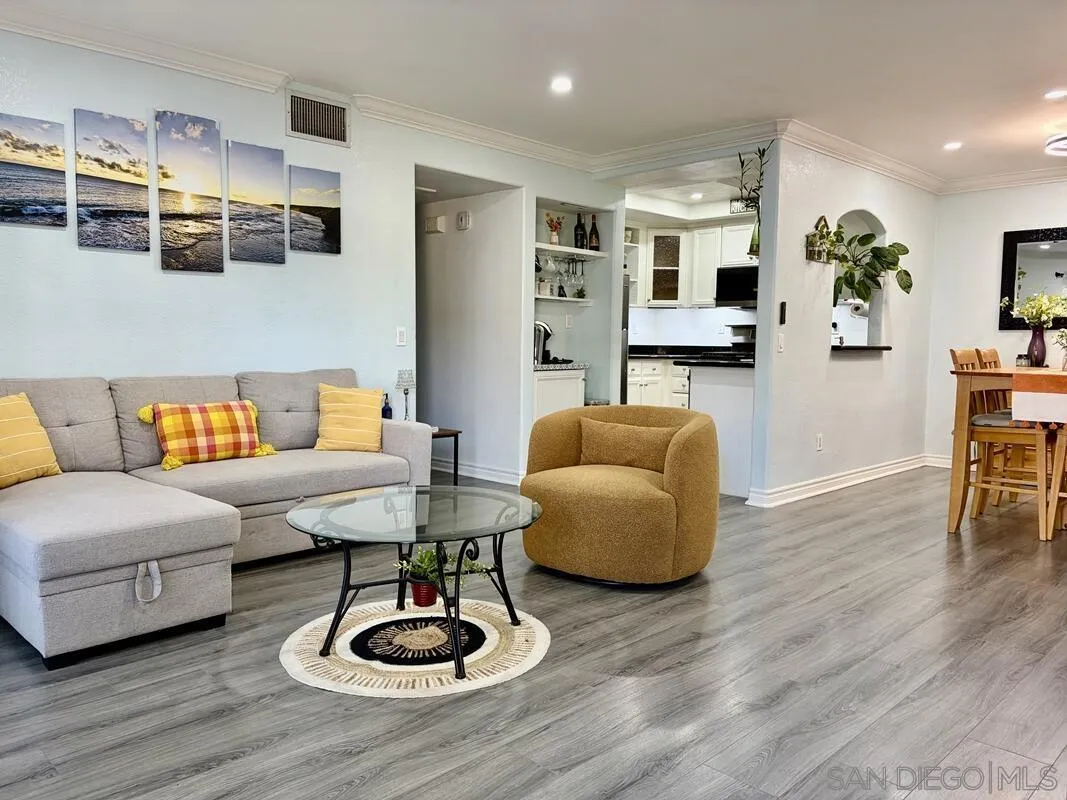 https://cdn.realtyfeed.com/cdn/127/260013101/fec1df71b3889682828984dc7a57c5fd.webp