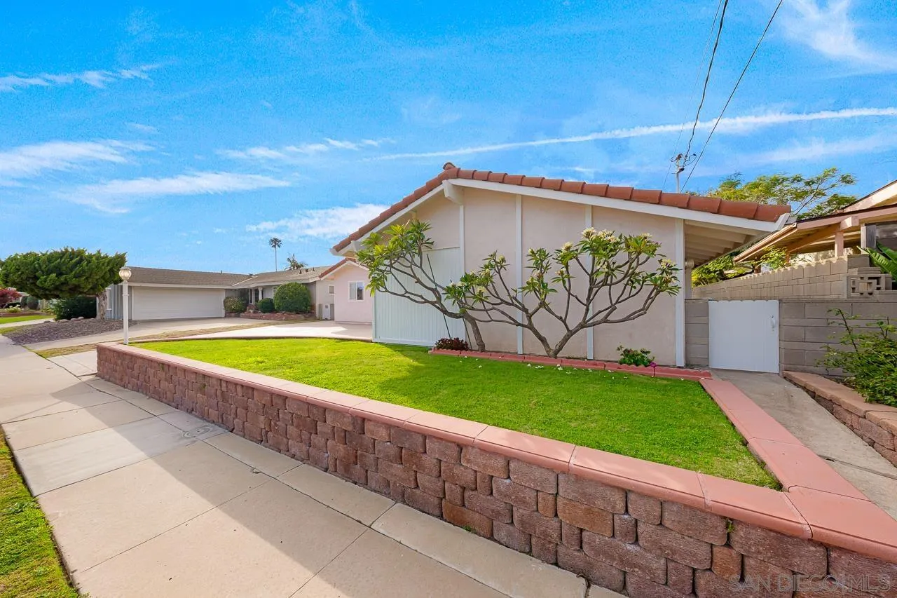 https://cdn.realtyfeed.com/cdn/127/260013103/0d75a12a23c10bc1aa0e7228a2b8eb9d.webp